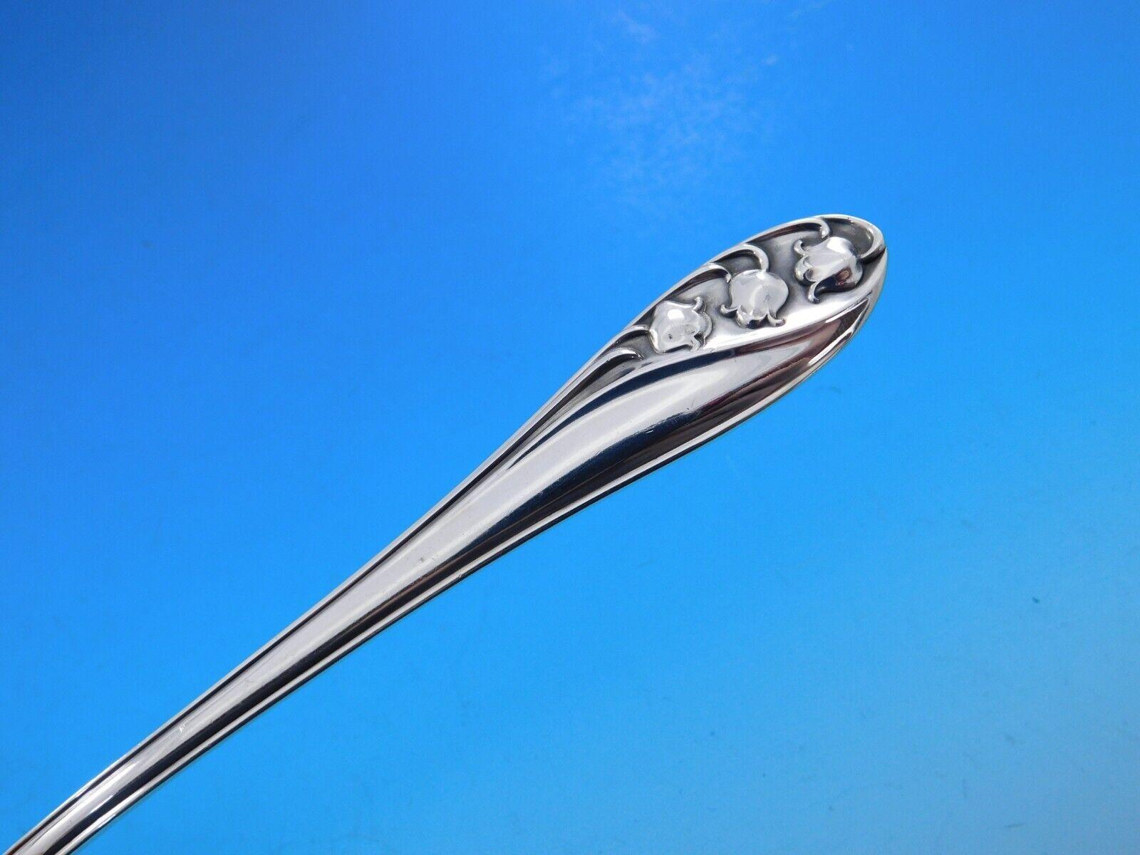 Bellissimo set di posate in argento Sterling Lily of the Valley by Gorham - 52 pezzi. Questo set comprende:

8 coltelli, 8 7/8