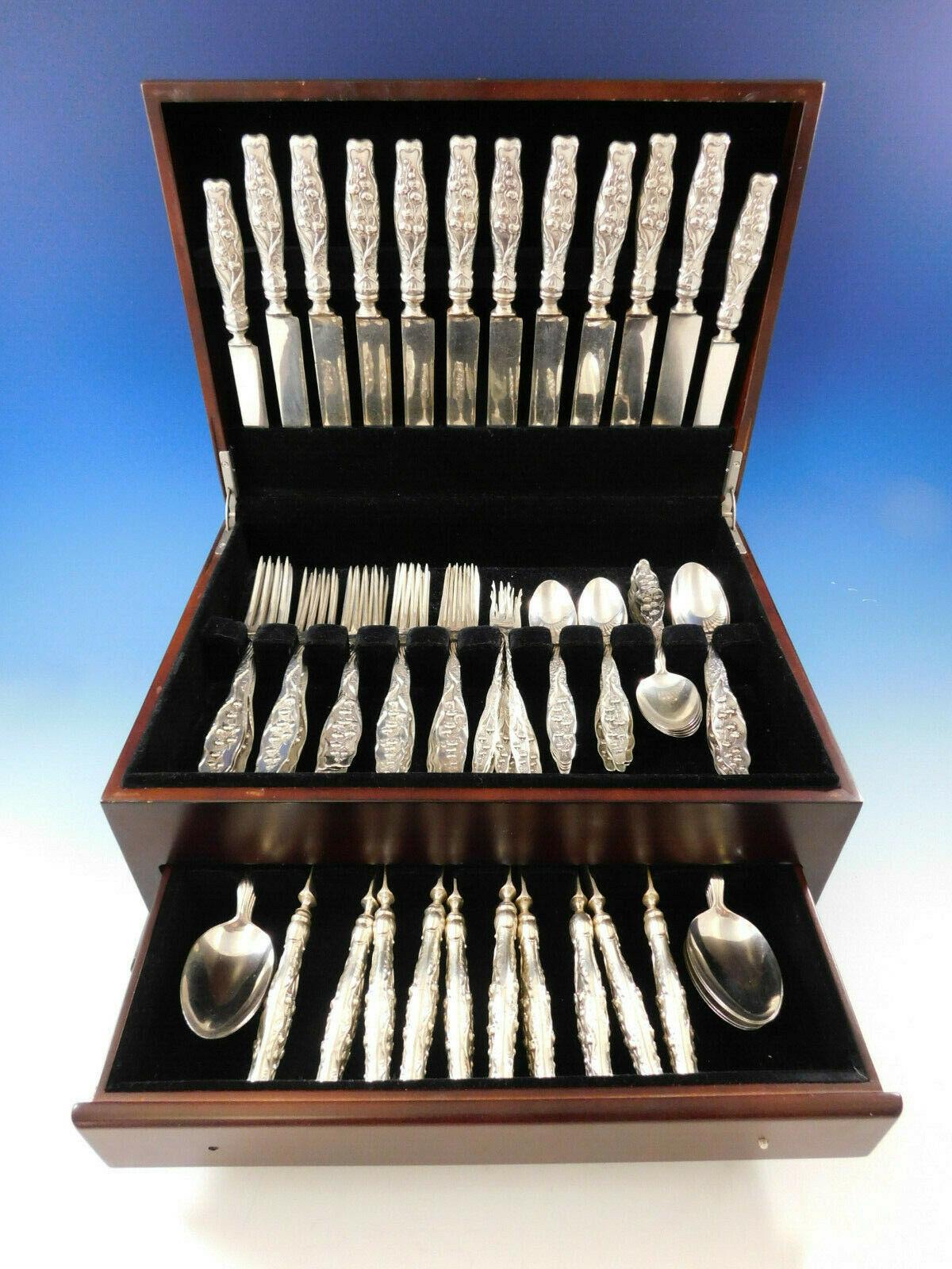 Superb dinner and luncheon size Lily of the valley by Whiting, circa 1885 sterling silver flatware set-80 pieces. This set includes:

10 dinner size knives w/blunt silver plated blades, 9 3/8