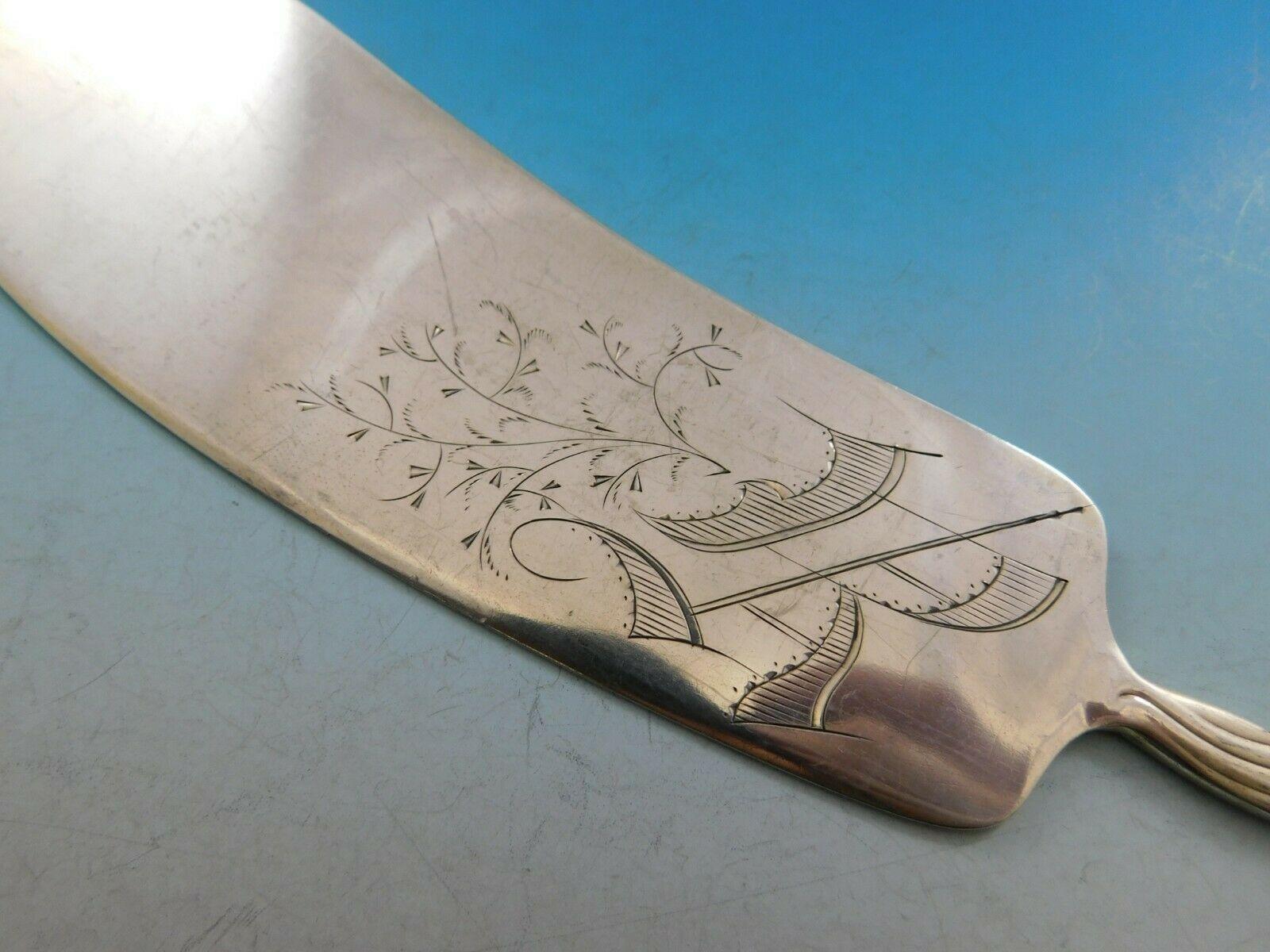 20th Century Lily of the Valley by Whiting Sterling Silver Ice Cream Slice Lilies on Blade BC