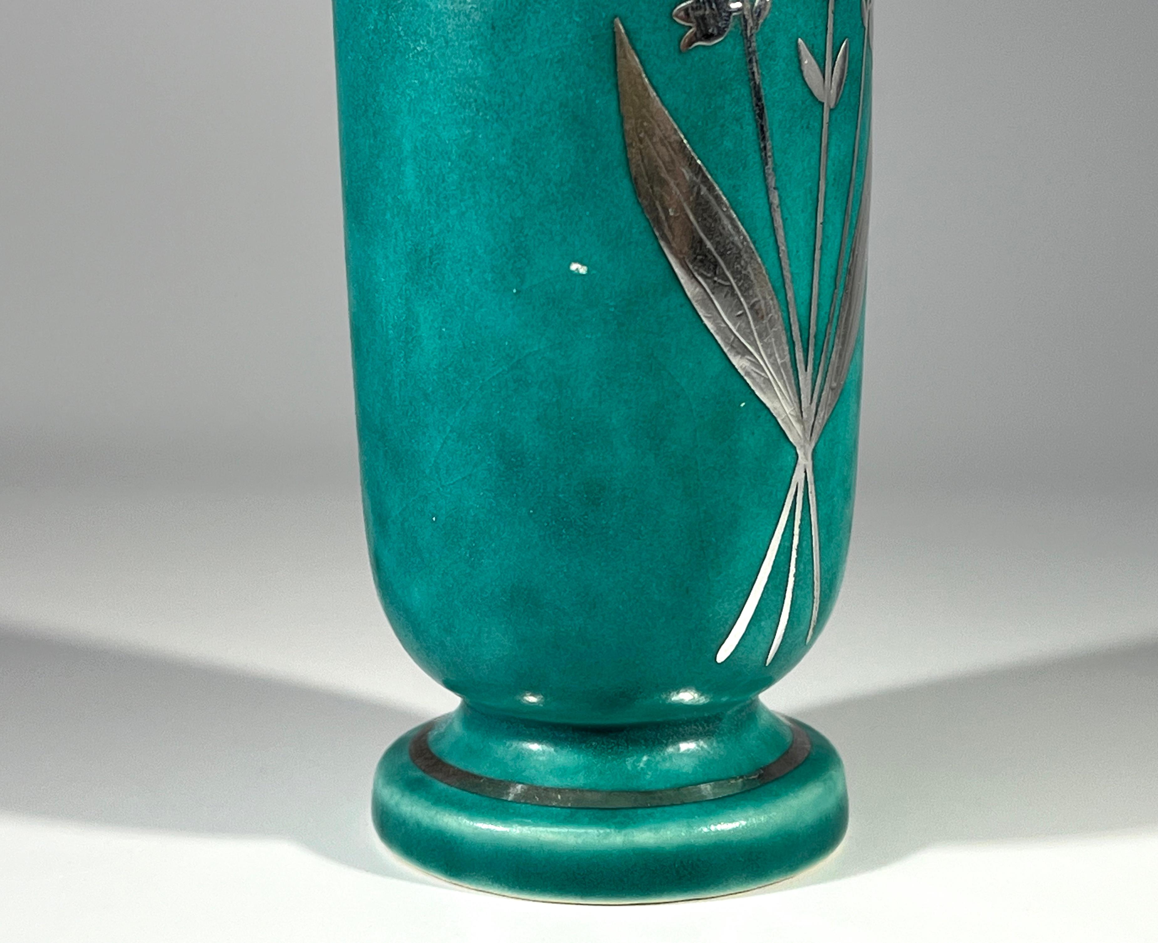 Mughetto e aquilegia, vaso in gres Wilhelm Kage, Argenta Gustavsberg in vendita 1