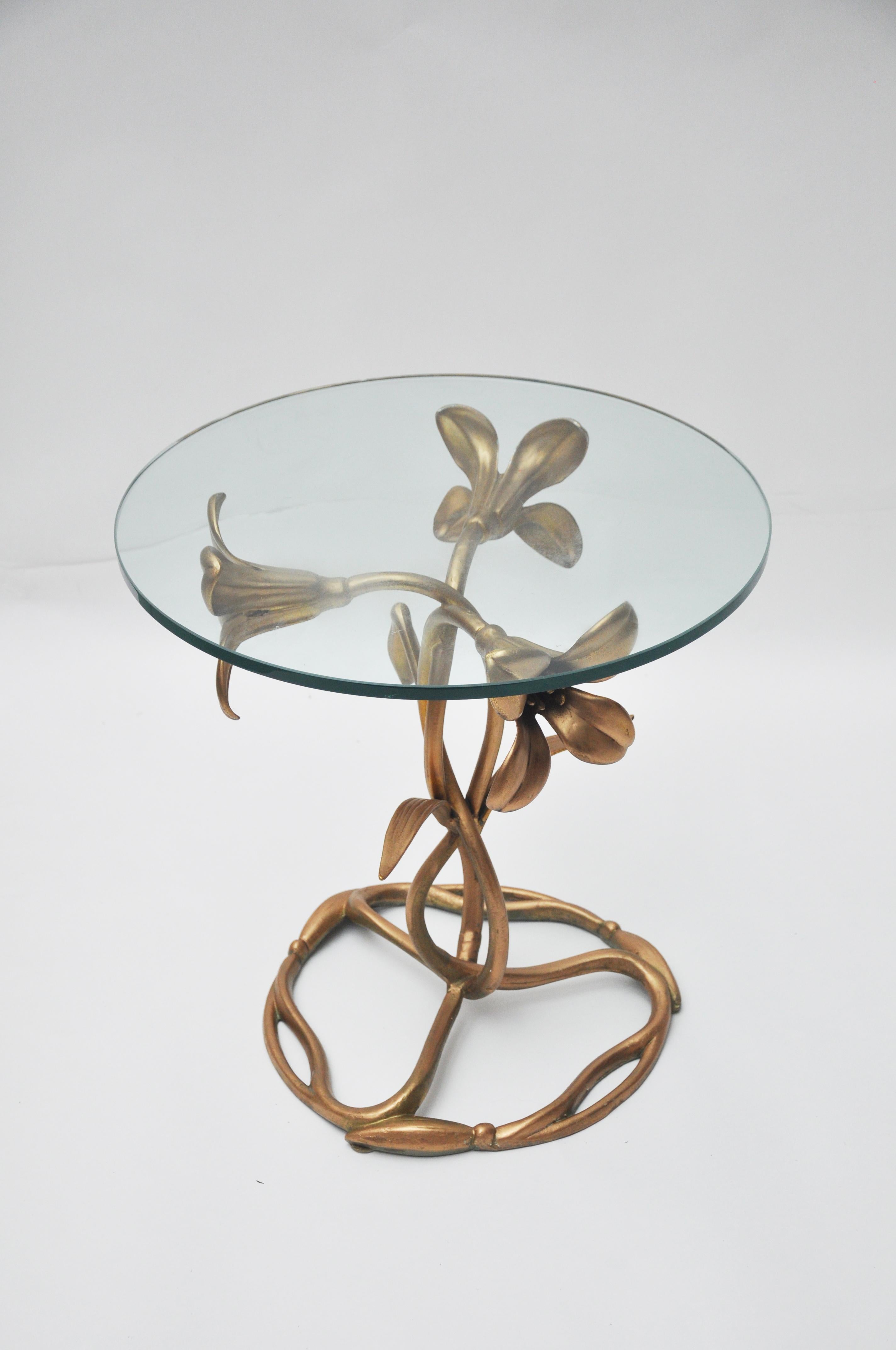 Lily Side Table In Good Condition In Geneva, IL