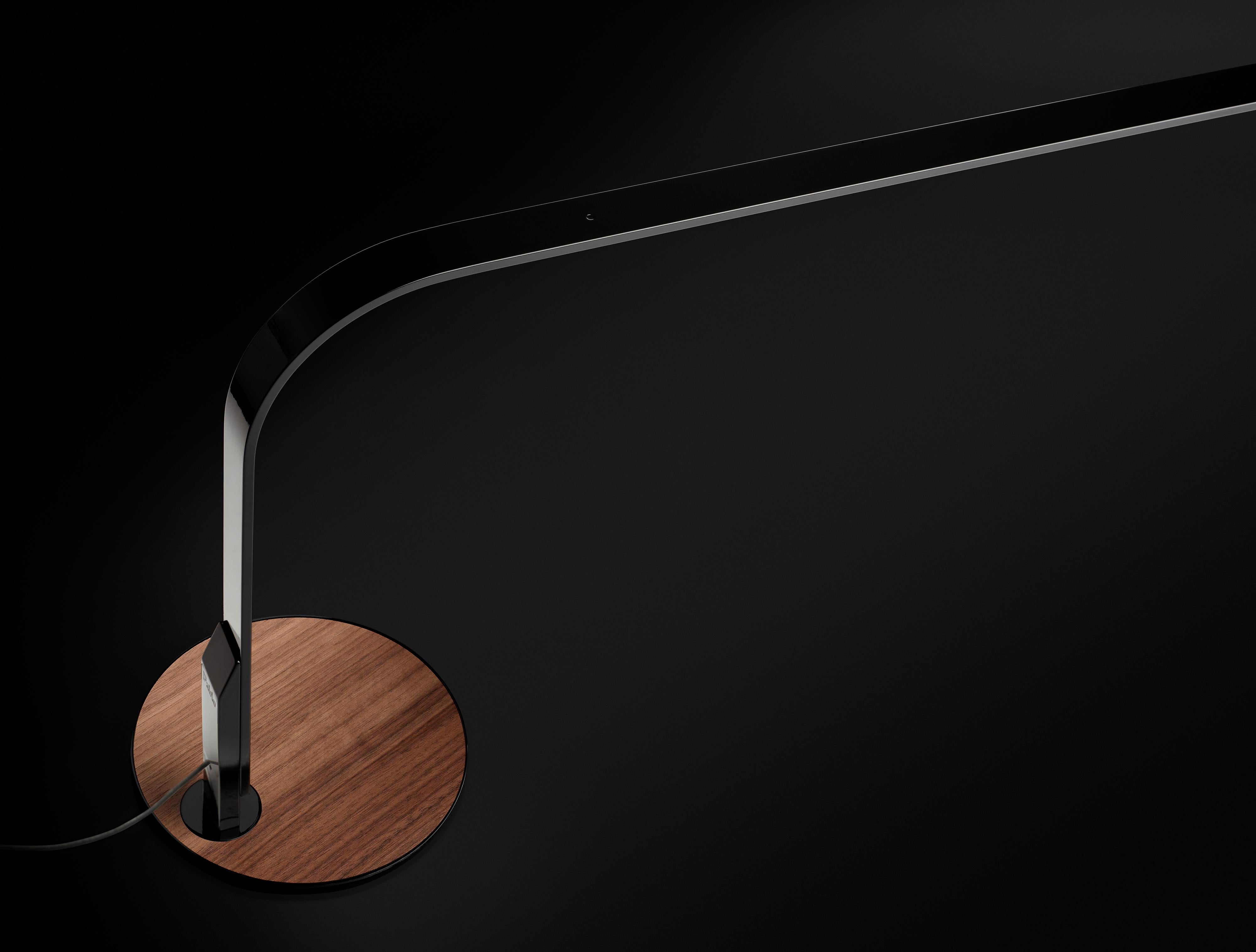 LIM360 is an inspiringly simple and intelligently functional task lamp. Combining seamless movement with the most advanced LED technology and an integrated USB port for charging mobile devices, LIM360 brings thoughtful design to the forefront.