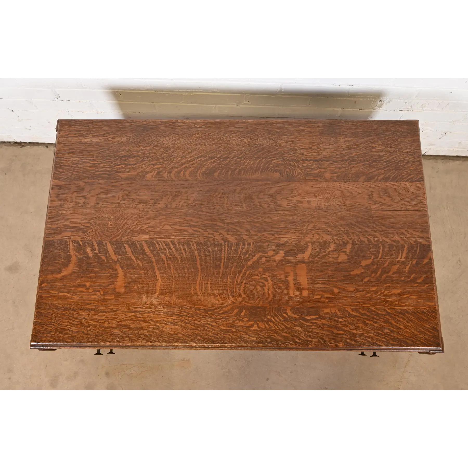 Table basse Mission en chêne Arts & Crafts Limbert, vers 1900 en vente 3