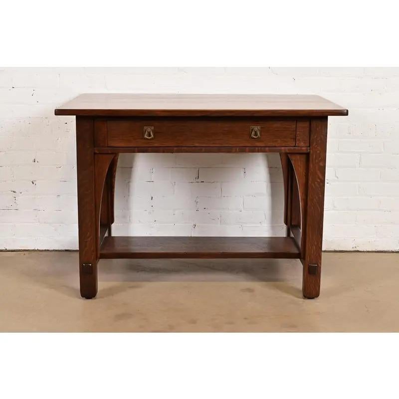 Arts and Crafts Scrivania Mission Arts & Crafts di Limbert in Oak, appena rifinita in vendita