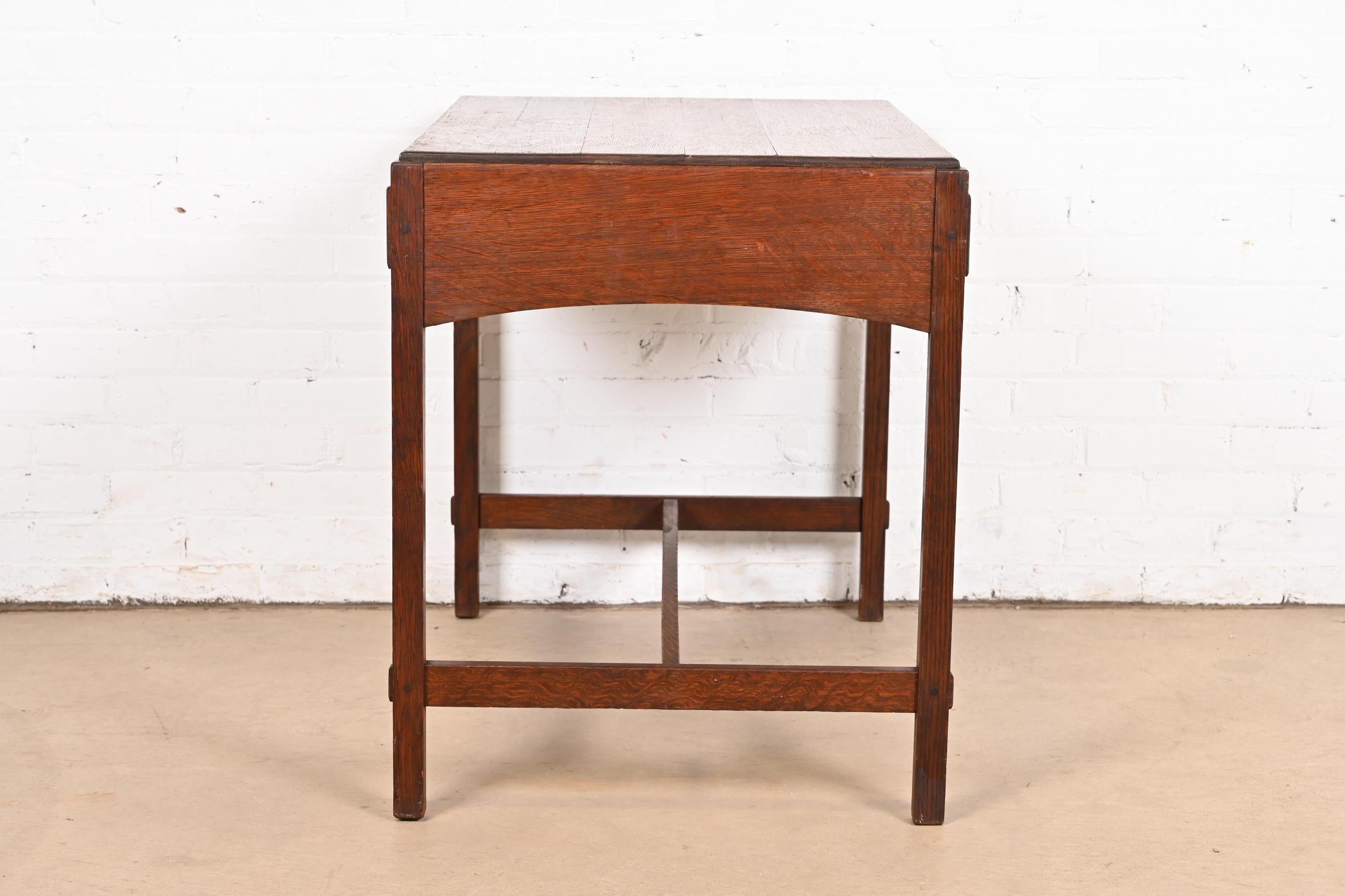 Limbert Antique Mission Oak Arts & Crafts Desk or Library Table, Circa 1900 3