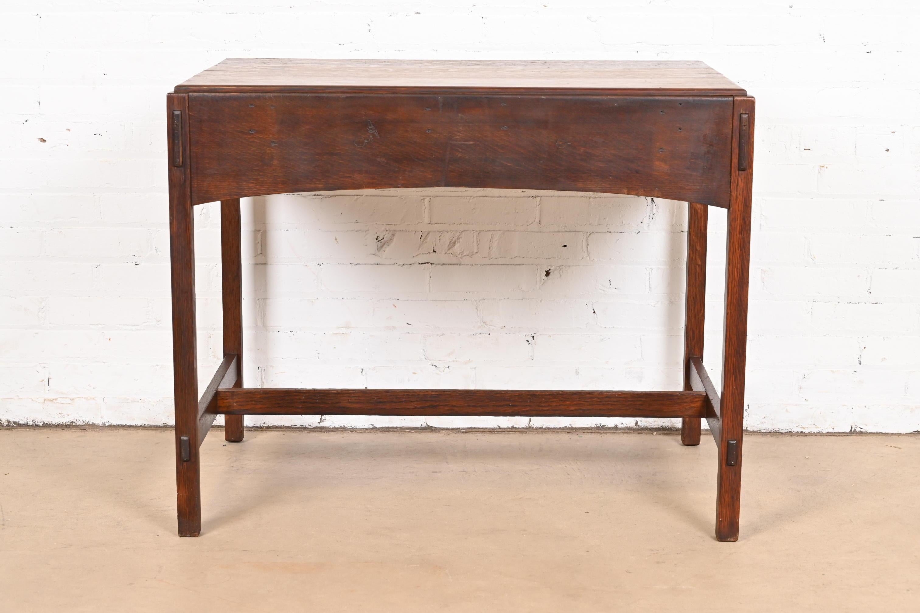 Limbert Antique Mission Oak Arts & Crafts Desk or Library Table, Circa 1900 4