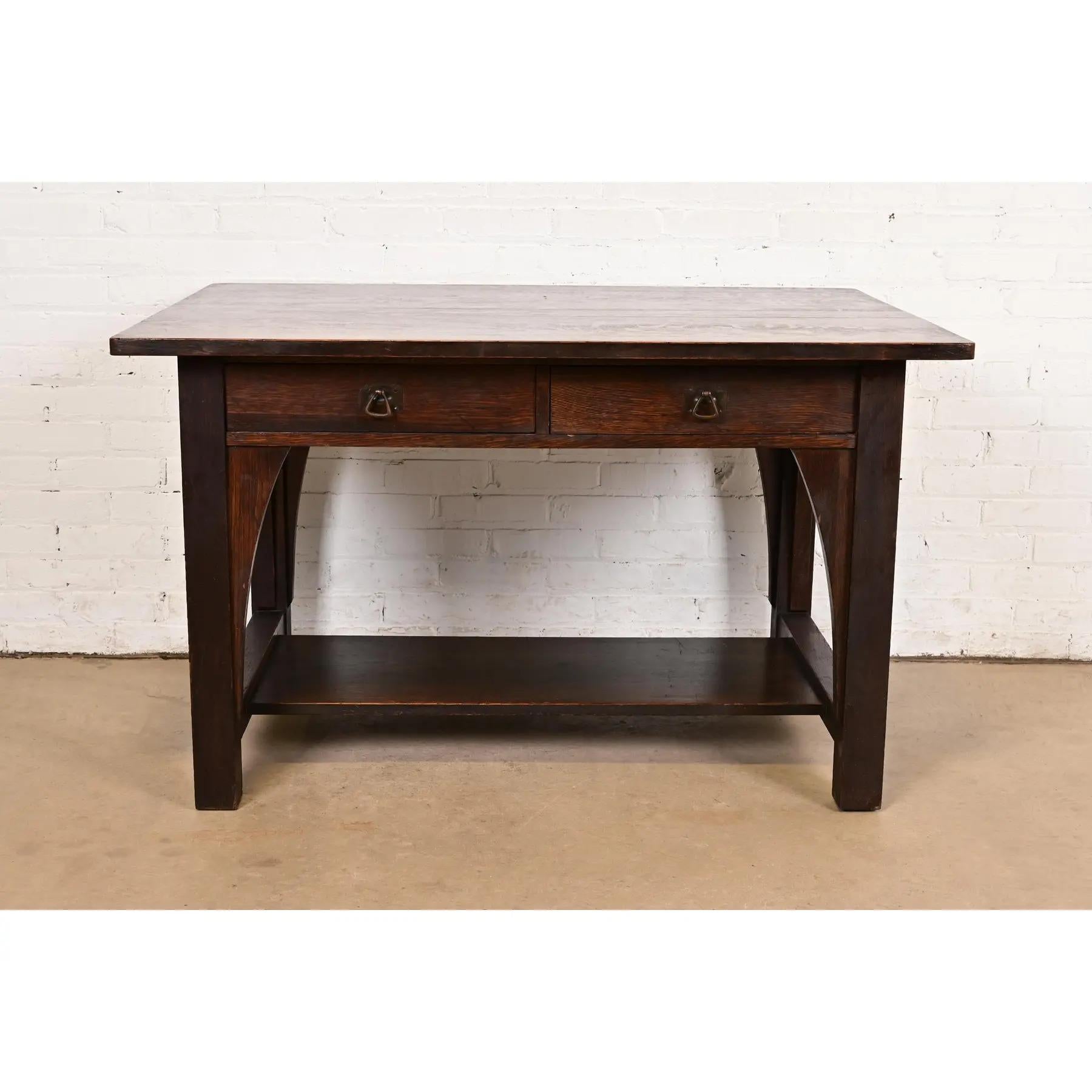 American Limbert Antique Mission Oak Arts & Crafts Desk or Library Table, Circa 1910 For Sale