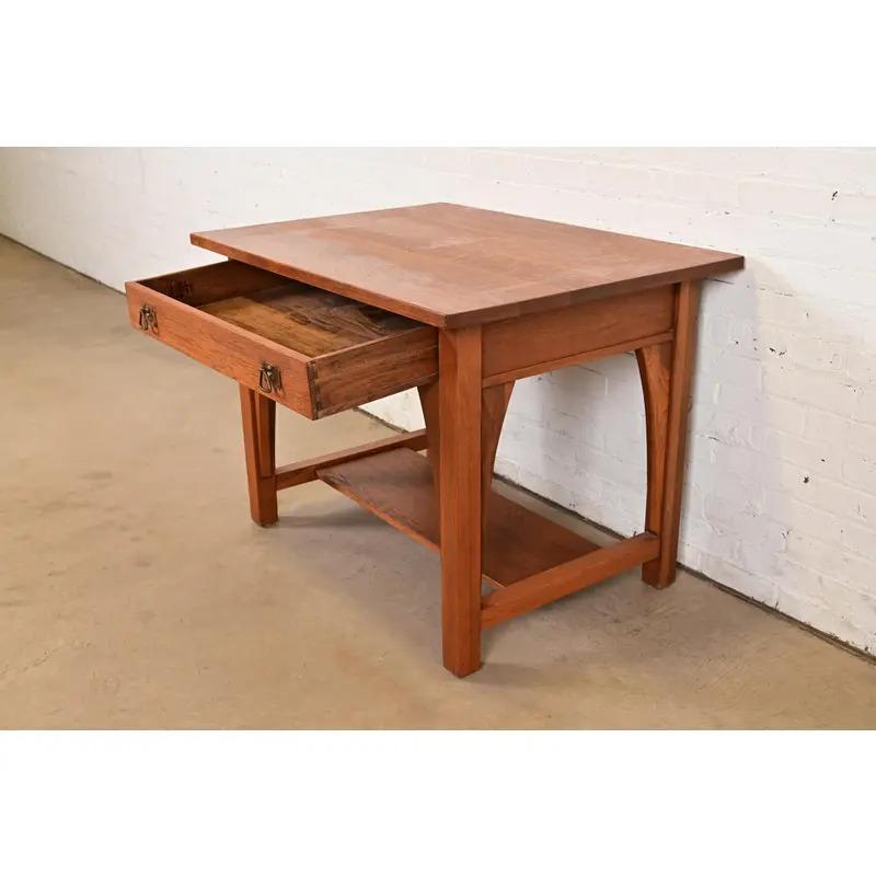 Copper Limbert Antique Mission Oak Arts & Crafts Desk or Library Table, Circa 1910 For Sale