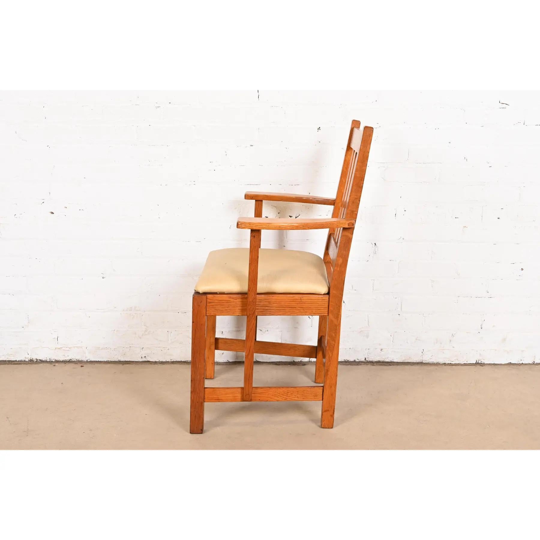 Limbert Antique Mission Oak Arts & Crafts Dining Chairs, Set of Six For Sale 2