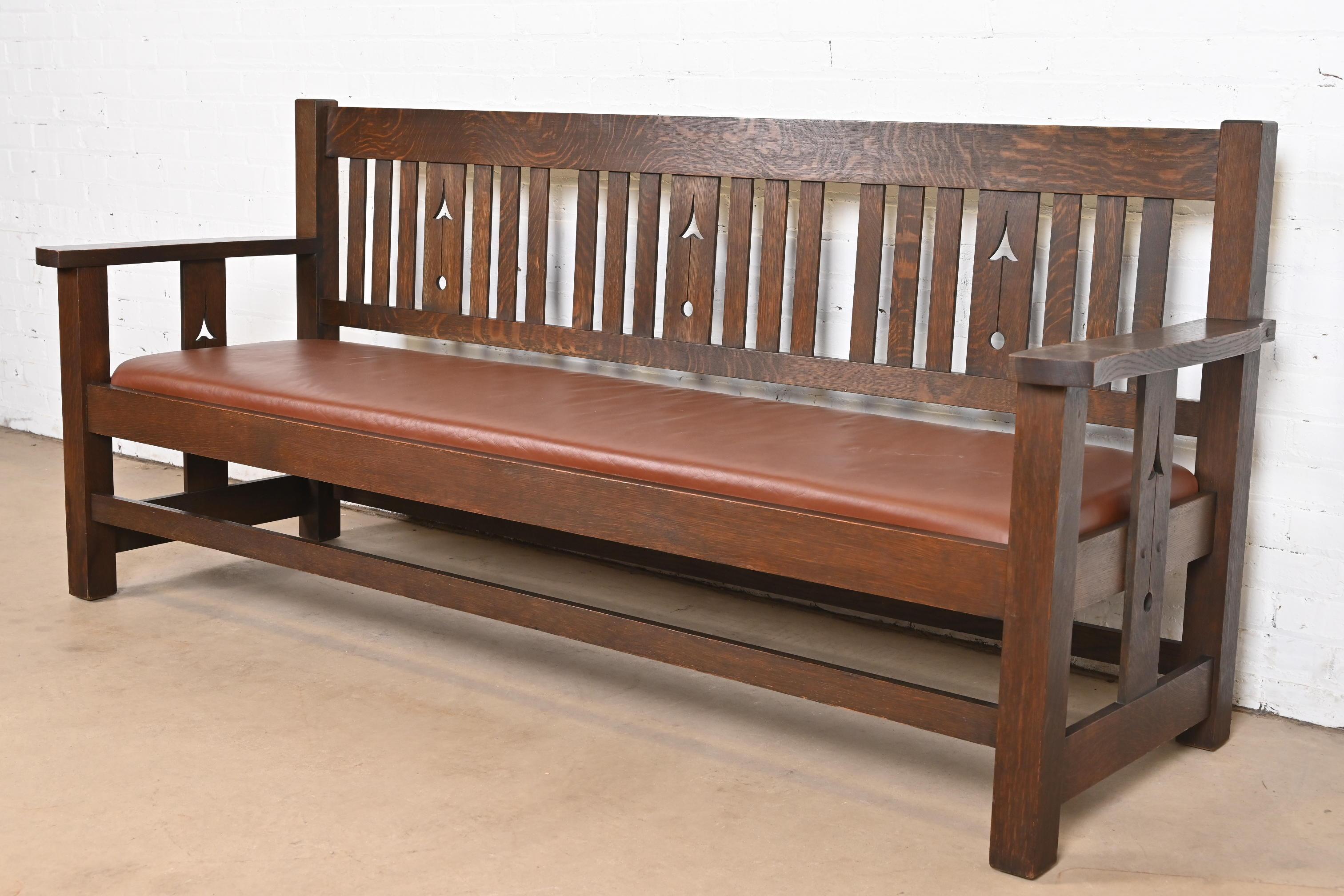 Americano Divano da salotto in quercia Mission Arts & Crafts di Limbert, CIRCA 1900 in vendita