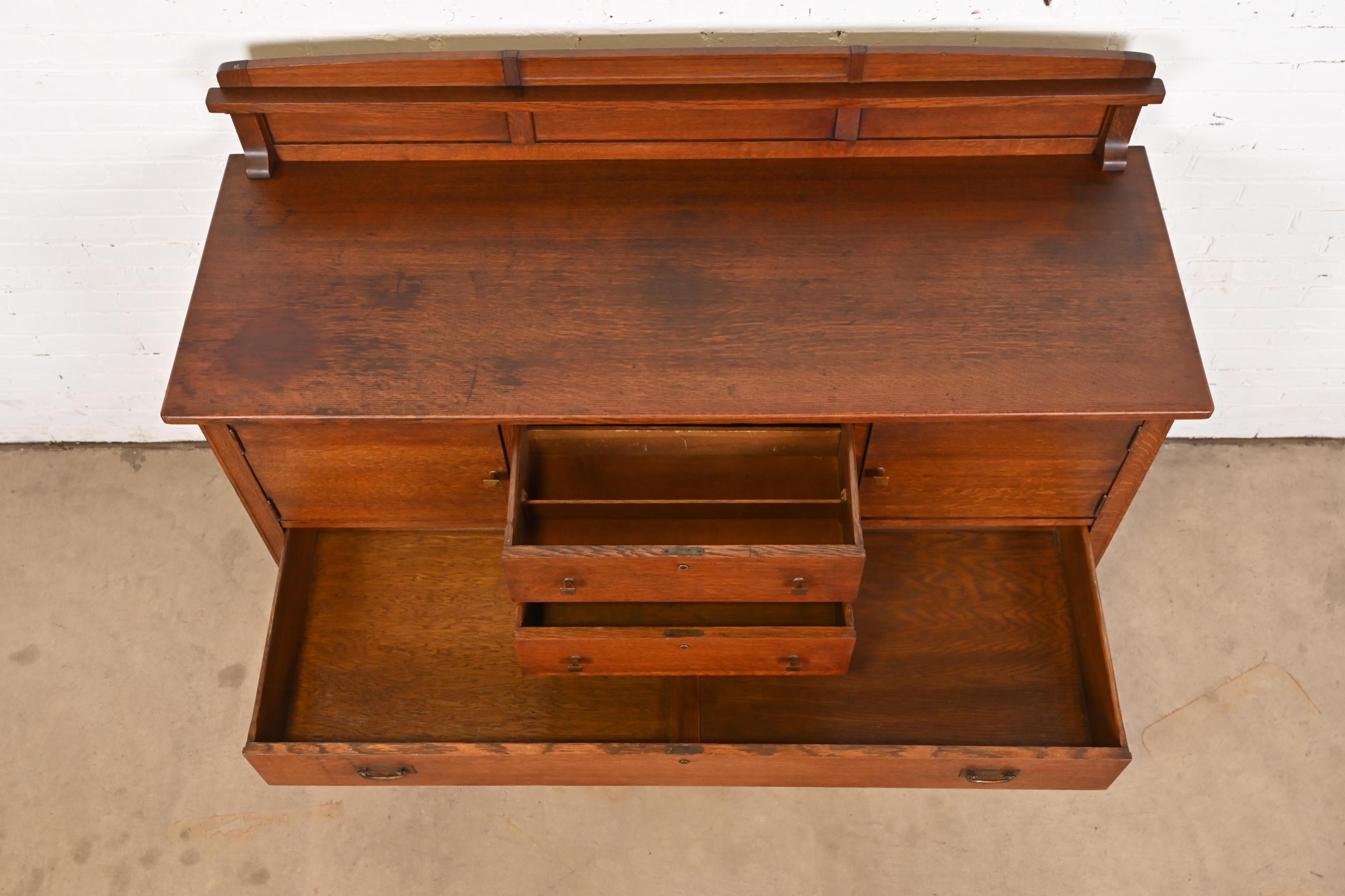 Limbert Aparador antiguo Mission Arts & Crafts de roble Aparador o mueble bar Cobre en venta