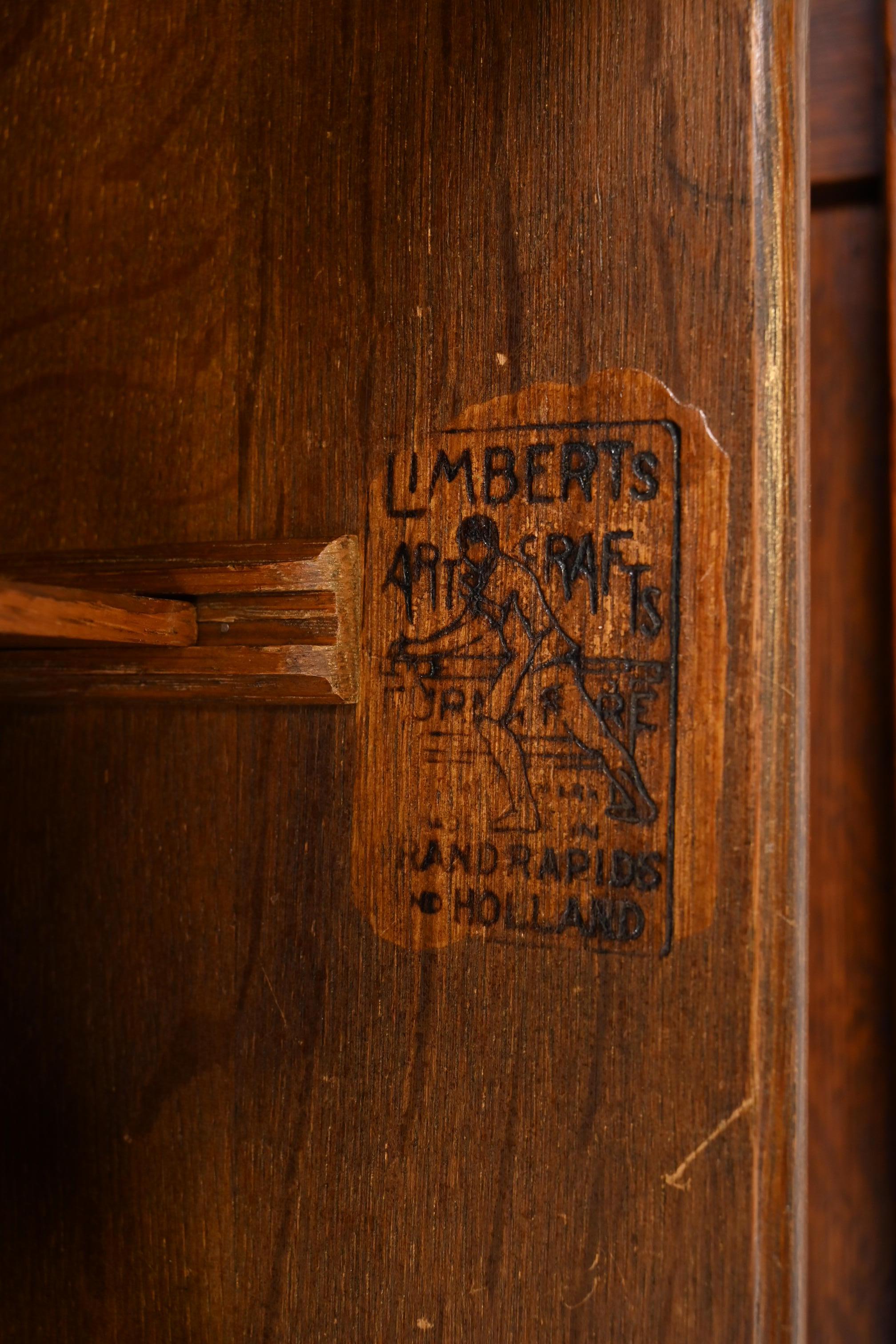 Limbert Aparador antiguo Mission Arts & Crafts de roble Aparador o mueble bar en venta 2