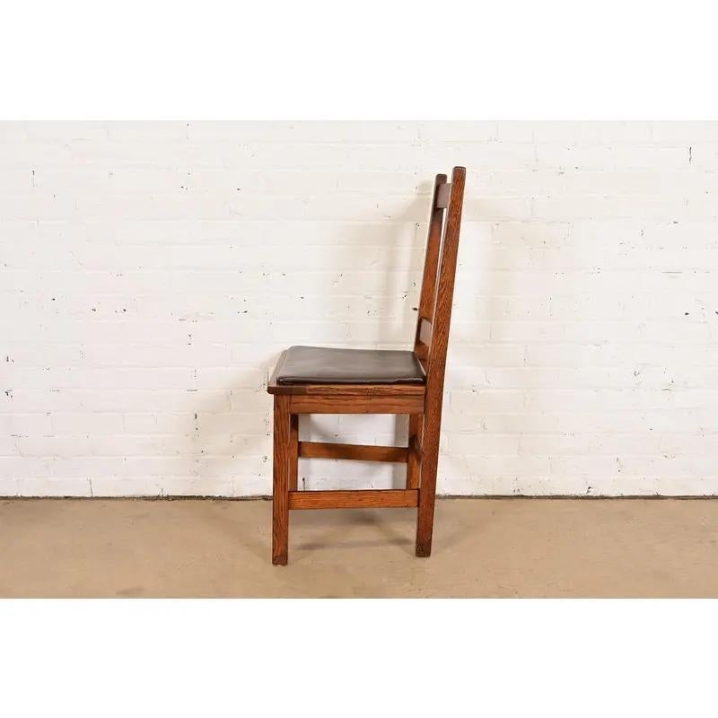 Sedia da pranzo con schienale a T in quercia Mission Arts & Crafts di Limbert, Circa 1910 in vendita 3