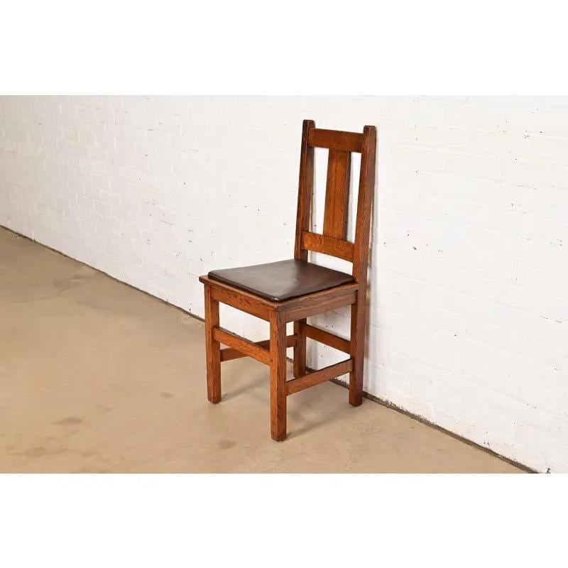 Americano Sedia da pranzo con schienale a T in quercia Mission Arts & Crafts di Limbert, Circa 1910 in vendita