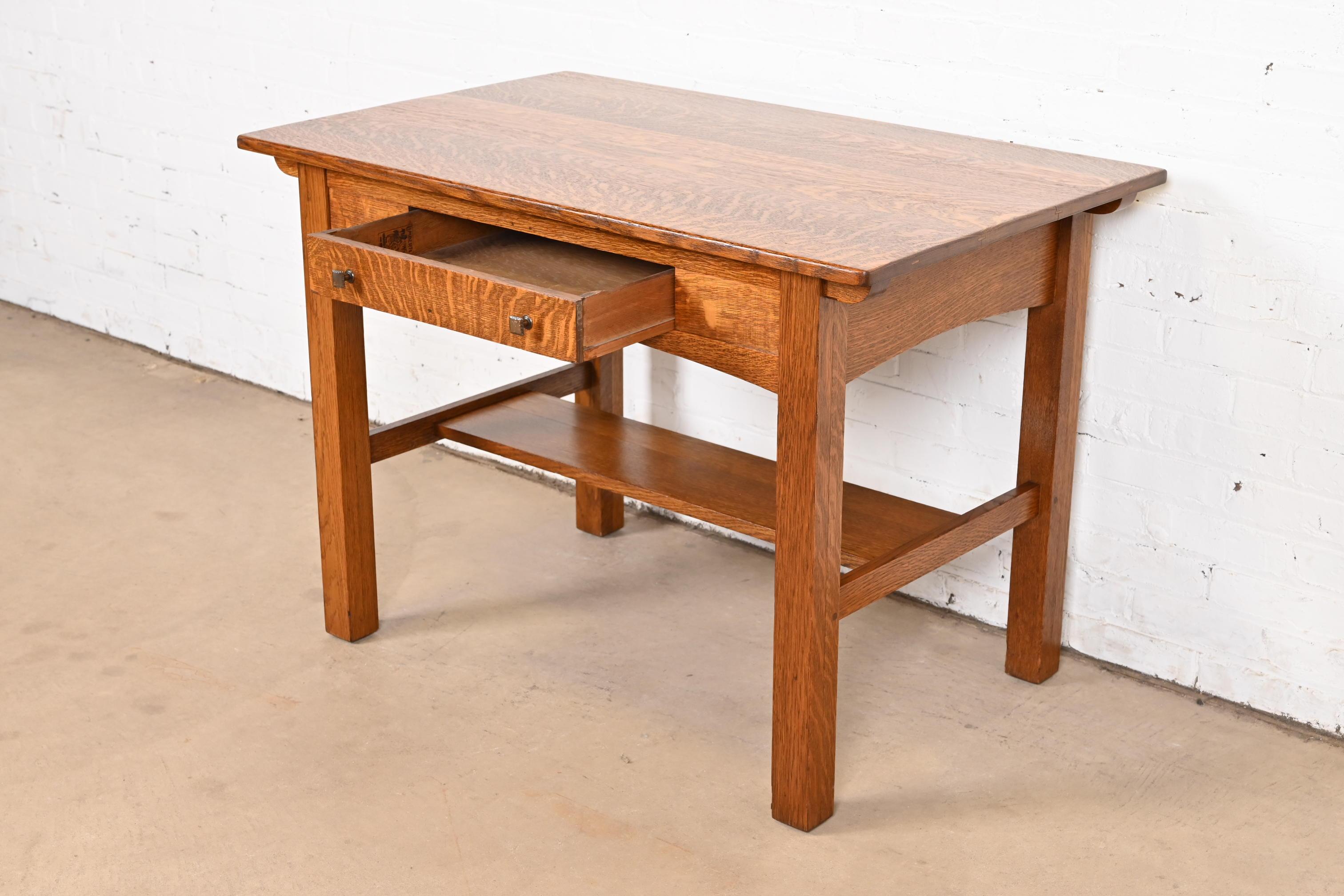 Escritorio o Mesa de Biblioteca Limbert Antique Mission Oak Arts & Crafts Cobre en venta