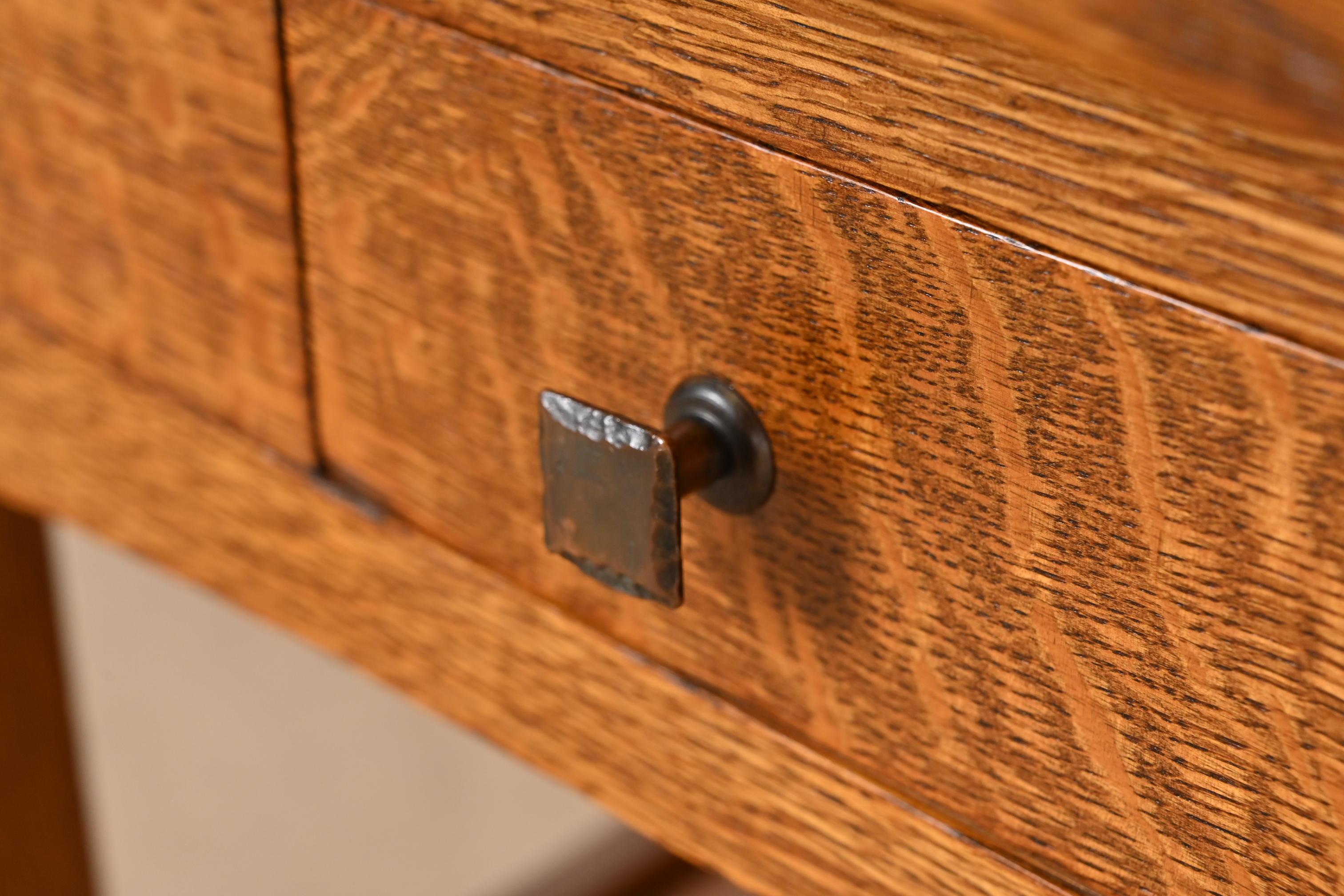 Escritorio o Mesa de Biblioteca Limbert Antique Mission Oak Arts & Crafts en venta 1