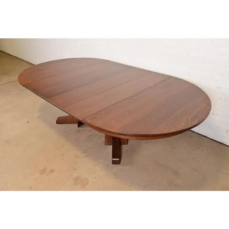 Limbert Table de salle à manger à rallonge en Oak Antiques Arts & Crafts, nouvellement repeinte en vente 3