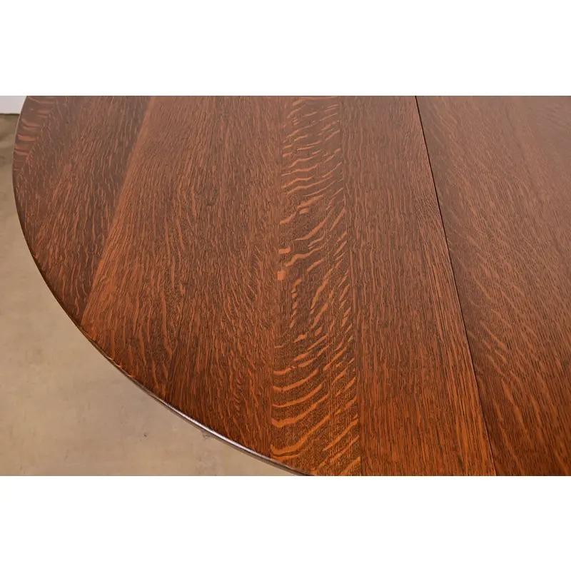 Limbert Table de salle à manger à rallonge en Oak Antiques Arts & Crafts, nouvellement repeinte en vente 5