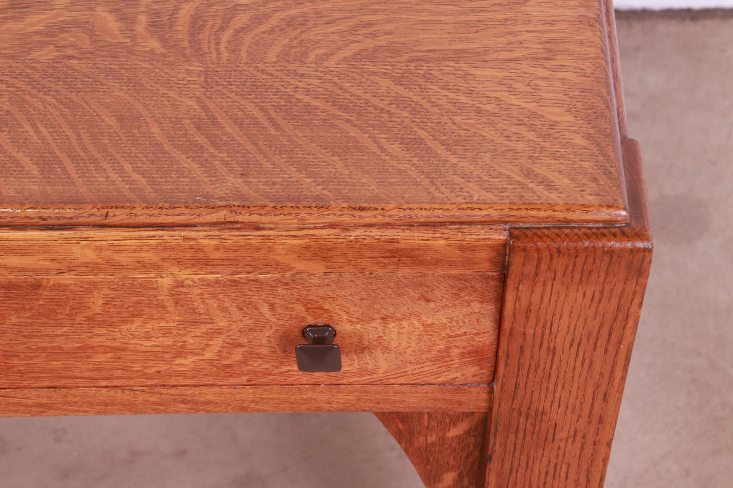 Limbert Mission Oak Arts & Crafts Desk or Library Table, Circa 1900 4