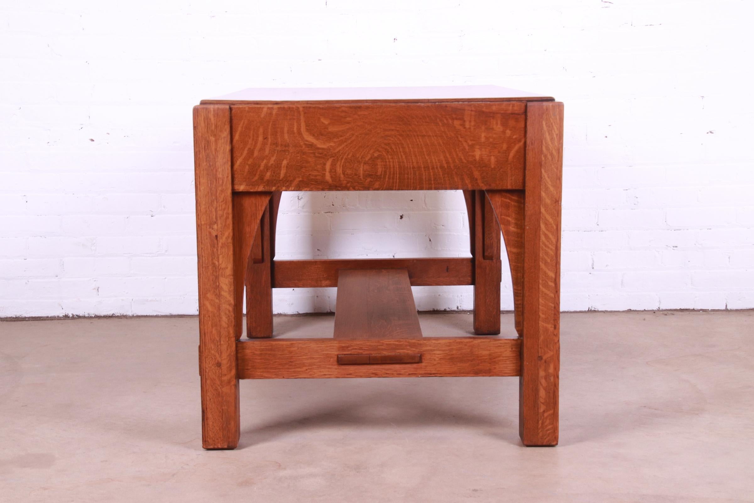 Limbert Mission Oak Arts & Crafts Desk or Library Table, Circa 1900 7