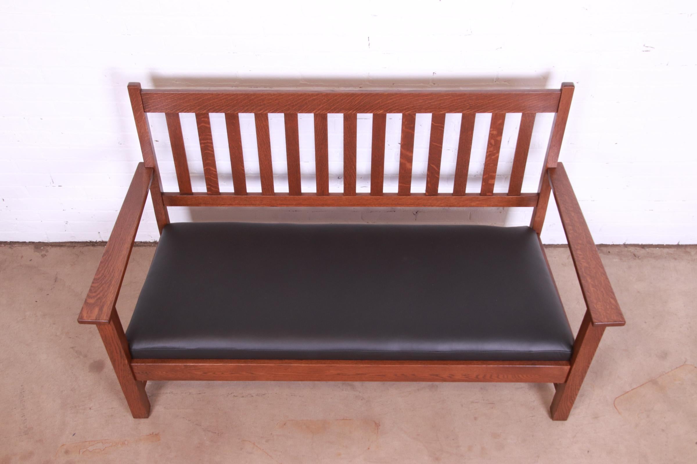 Limbert Mission Oak Arts & Crafts Open Arm Sofa or Settee, Fully Restored In Good Condition For Sale In South Bend, IN