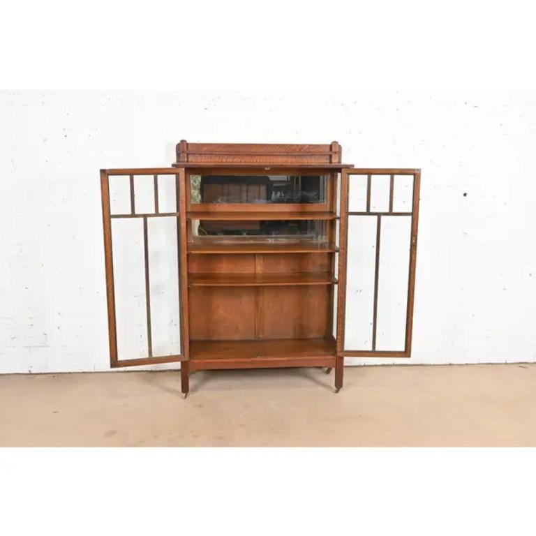 XX secolo Mobile libreria in stile Limbert, Mission Arts & Crafts, Circa 1900 in vendita