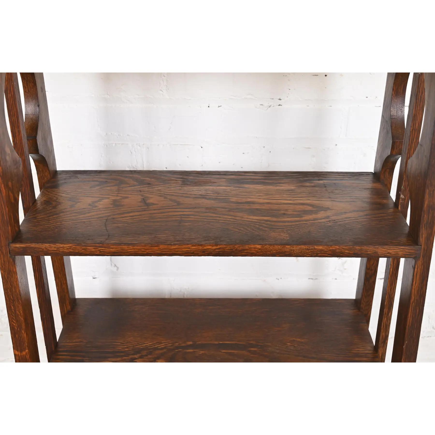Limbert Style Antique Mission Oak Arts & Crafts Bookcase or Magazine Rack, 1900 For Sale 1