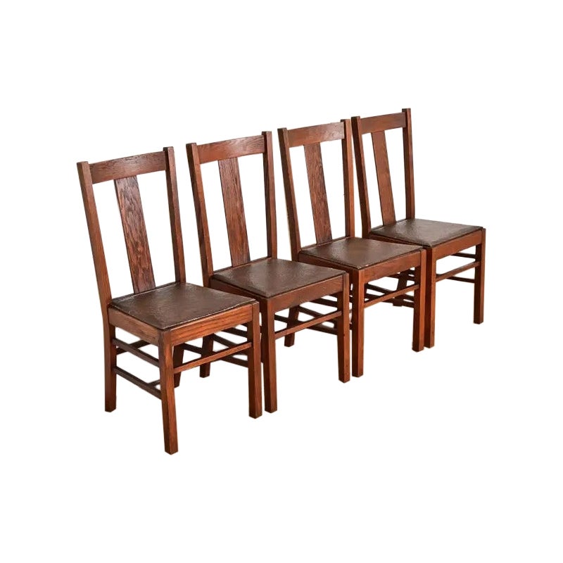 Antike Mission Arts
Crafts Esszimmerstühle im Limbert-Stil aus Eiche, Vierer-Set