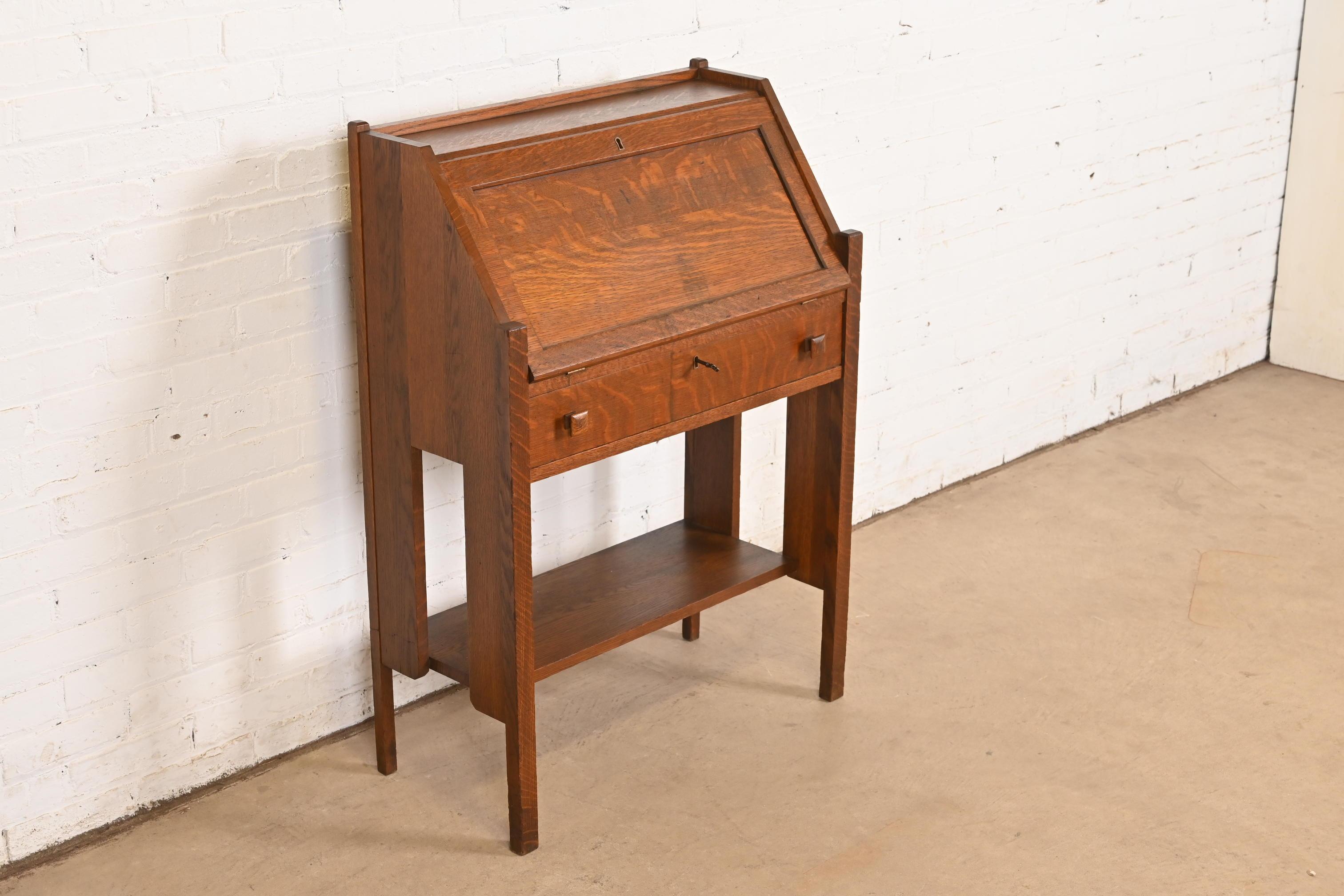 Limbert Style Antique Mission Oak Arts & Crafts Drop Front Secretary Desk In Good Condition For Sale In South Bend, IN