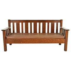 Limbert Style Antique Mission Oak Arts & Crafts Settle Sofa, Circa 1910