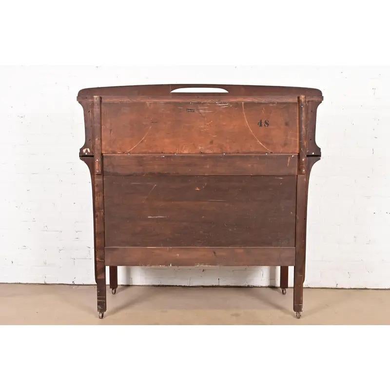 Credenza Mission Arts & Crafts in stile Limbert, circa 1910, in Oak in vendita 3