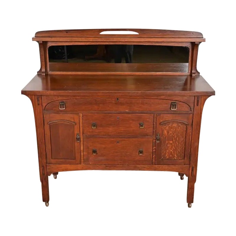Credenza Mission Arts
Crafts in stile Limbert, circa 1910, in Oak