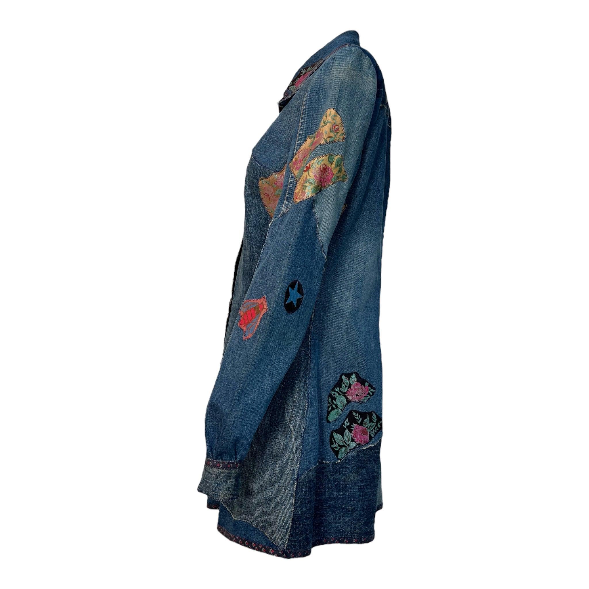 Camisa o minivestido LIMBO Denim Patchwork, años 70 en Bueno estado para la venta en Los Angeles, CA