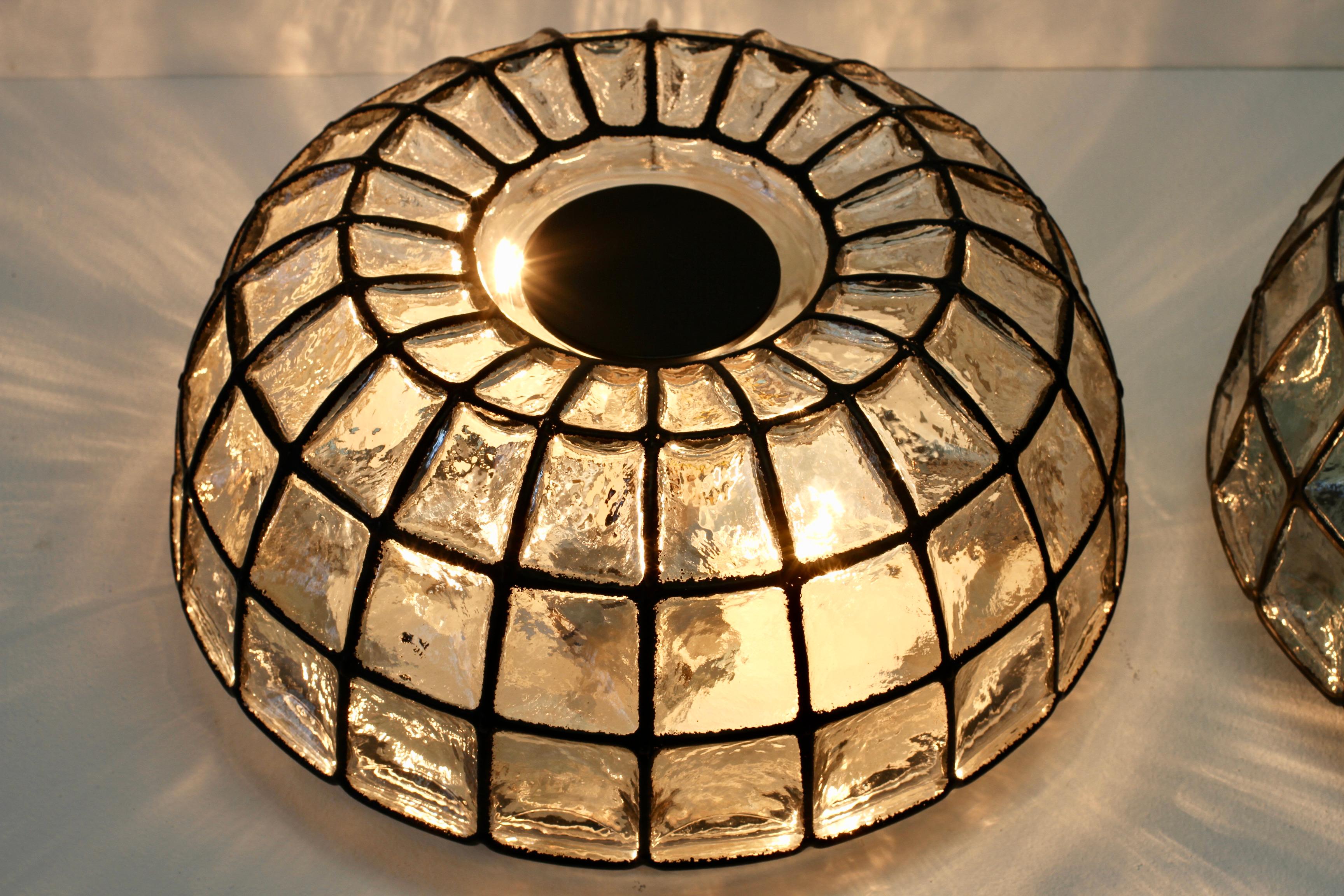 1 von 2 extra große Mid-Century-Wandleuchten aus Glas, Limburg im Angebot 6