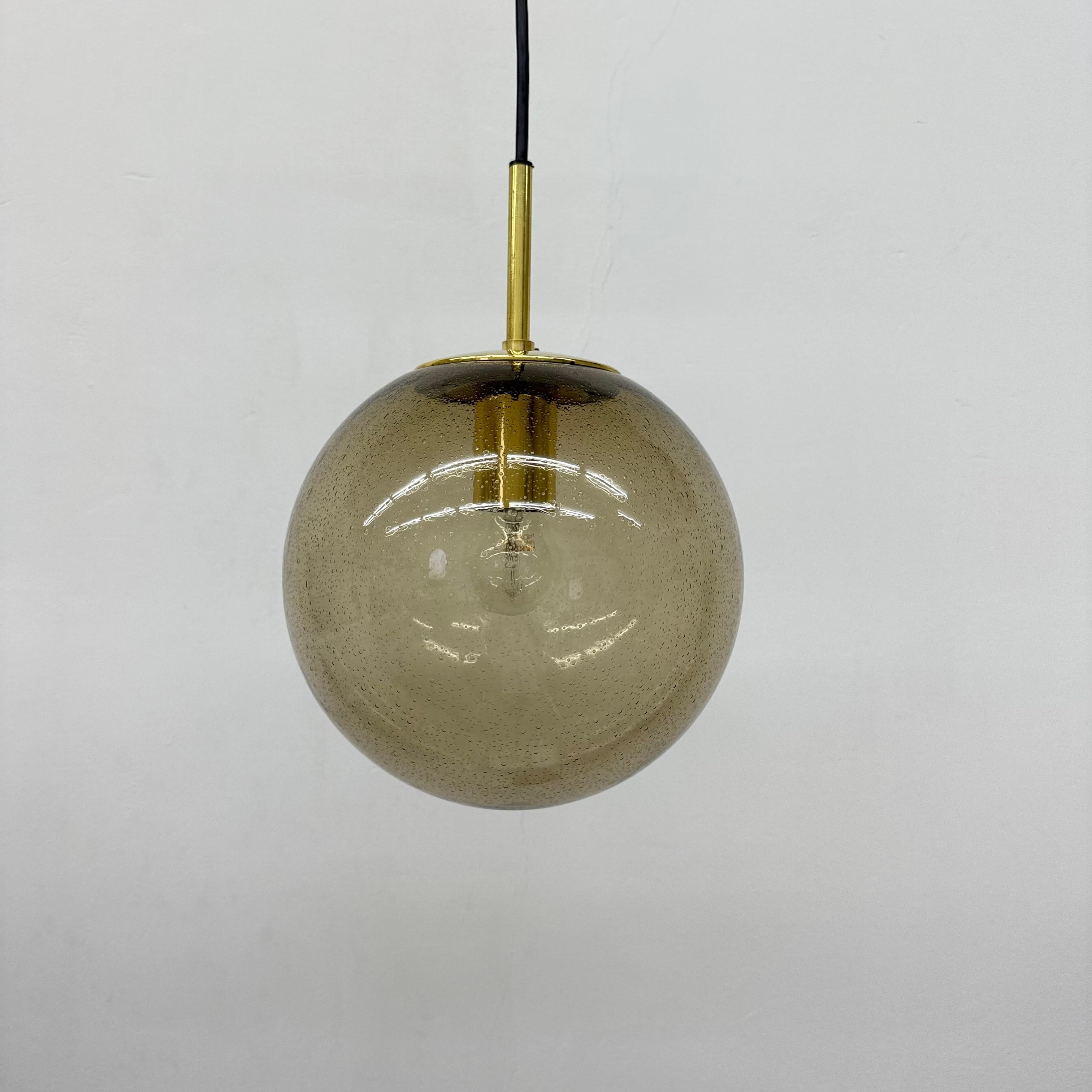 Limburg Glashütte brass smoked glass ball pendant hanging lamp , 1970s in vendita 5