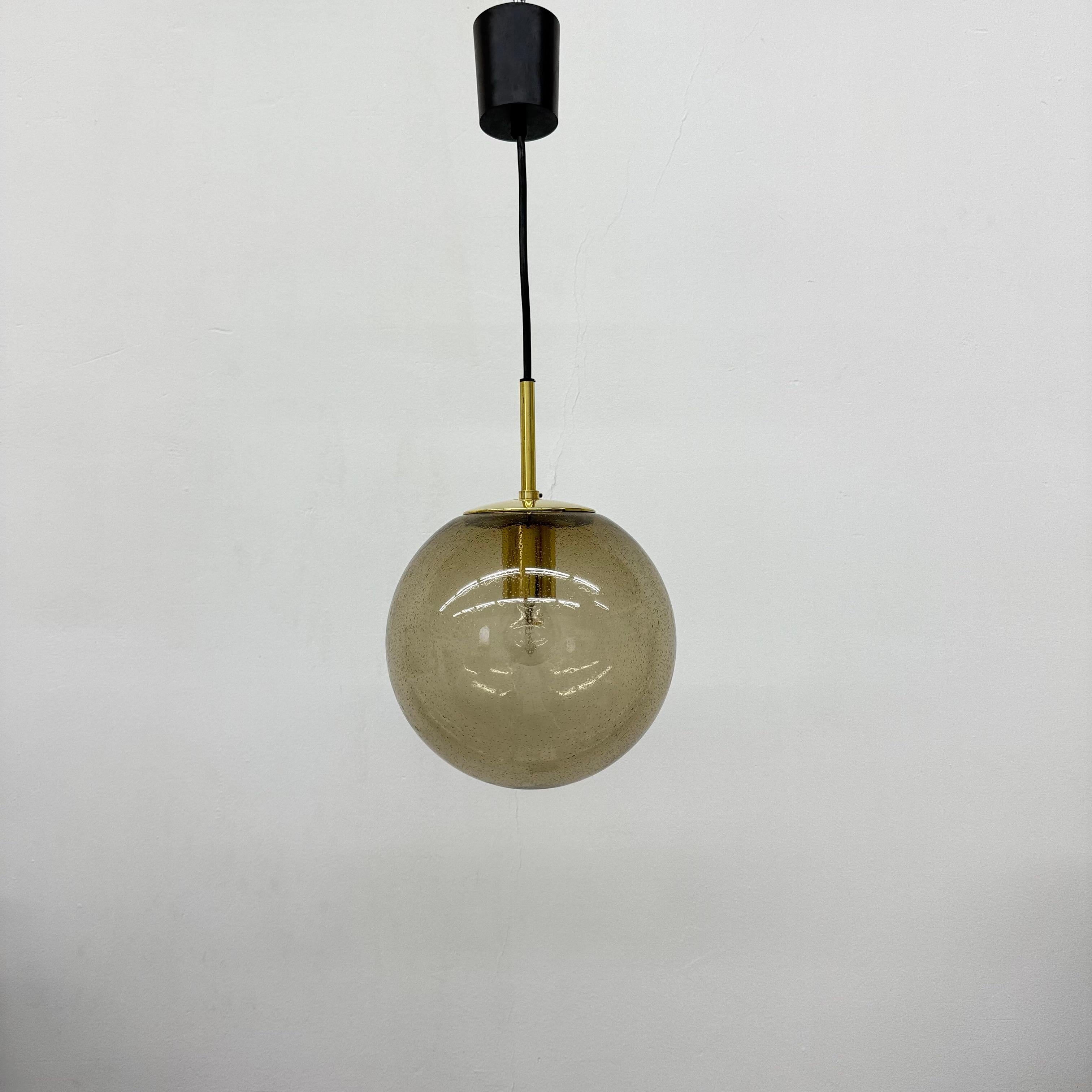 Limburg Glashütte brass smoked glass ball pendant hanging lamp , 1970s in vendita 6