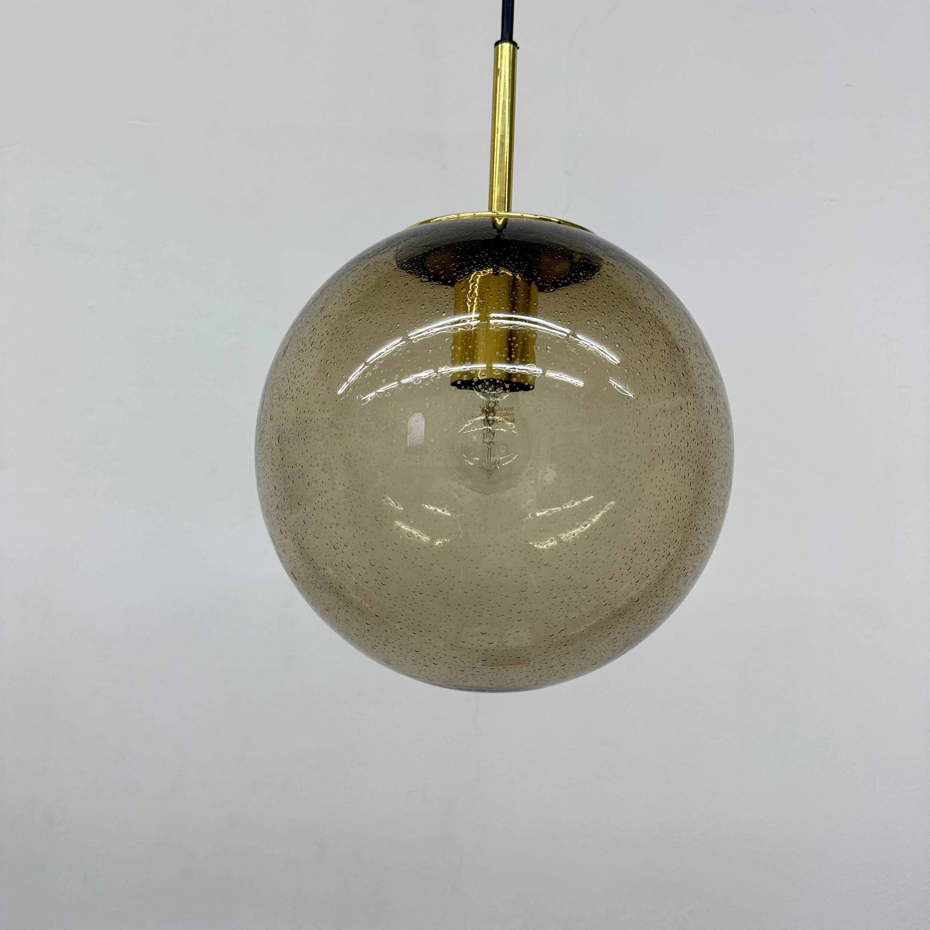 Limburg Glashütte brass smoked glass ball pendant hanging lamp , 1970s in vendita 10