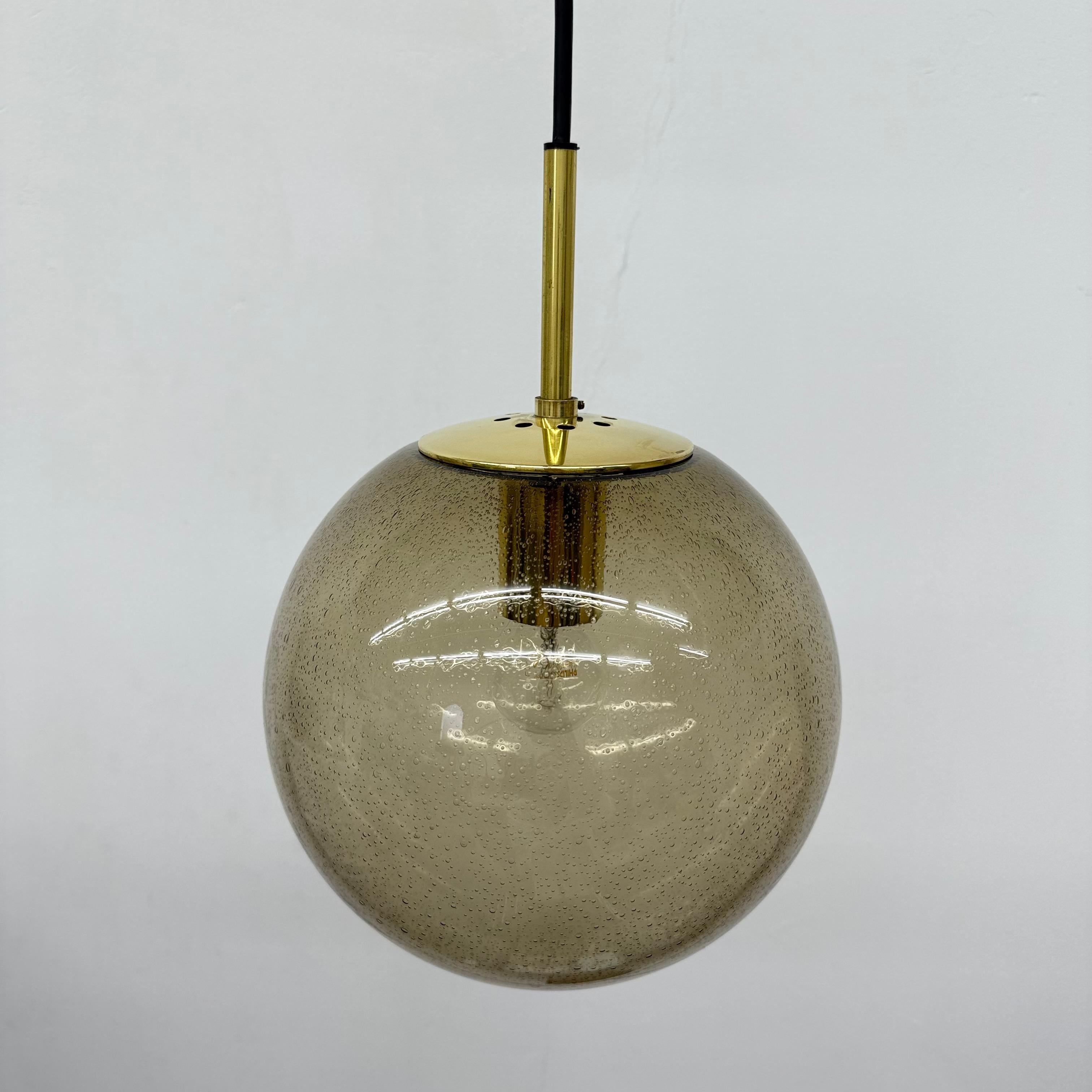 Limburg Glashütte brass smoked glass ball pendant hanging lamp , 1970s in vendita 13