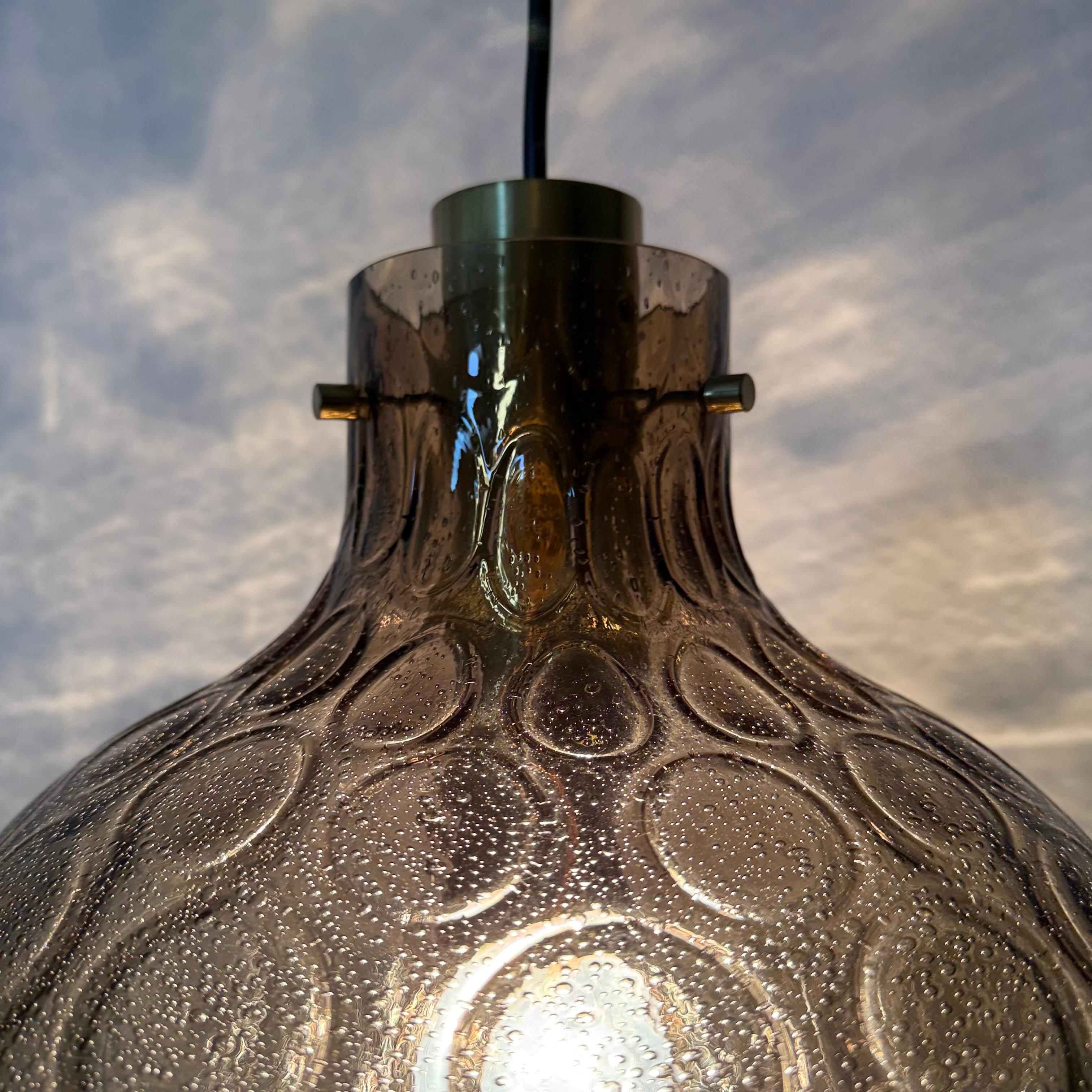 Limburg Glashütte glass hanging lamp , 1970s in vendita 7
