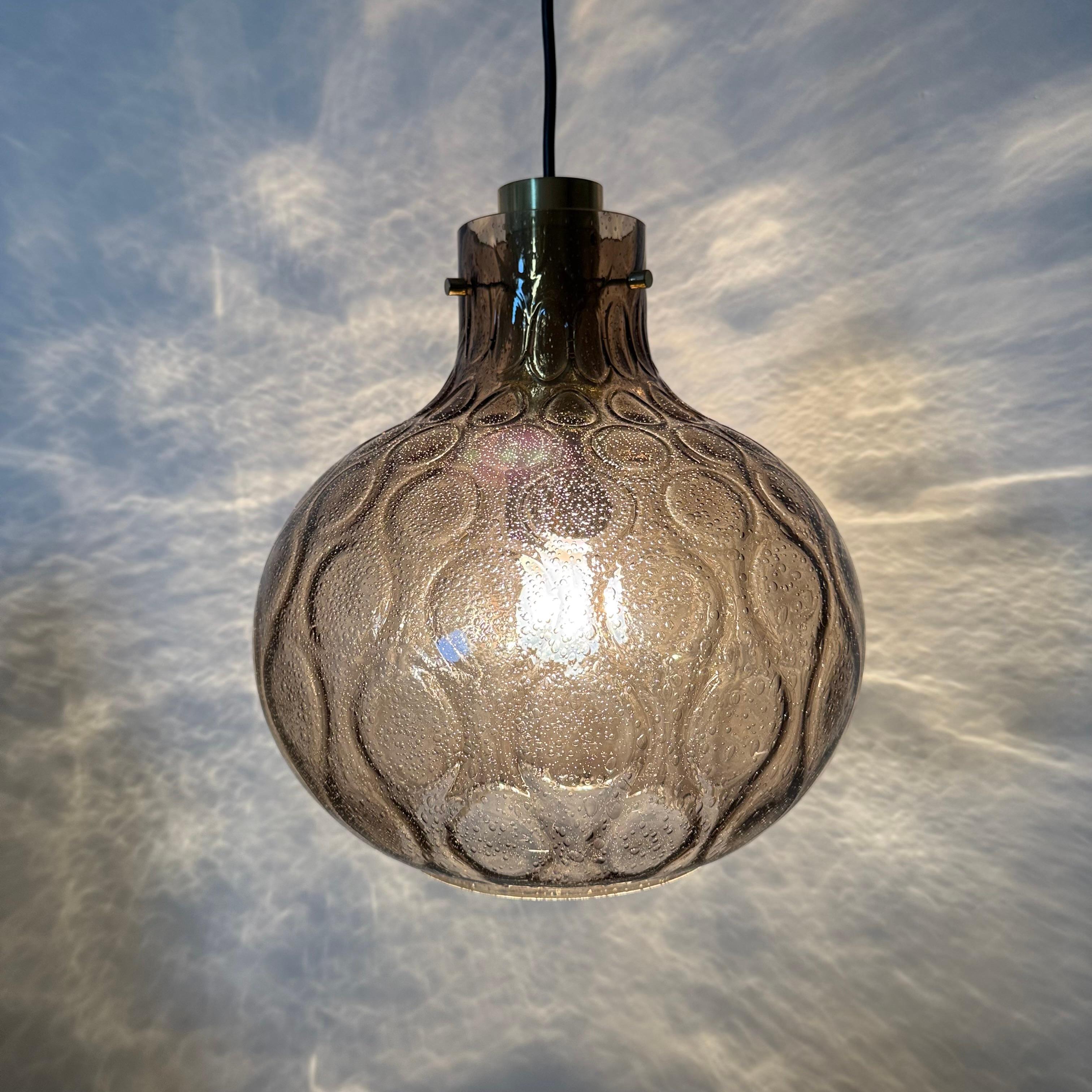 Limburg Glashütte glass hanging lamp , 1970s in vendita 8