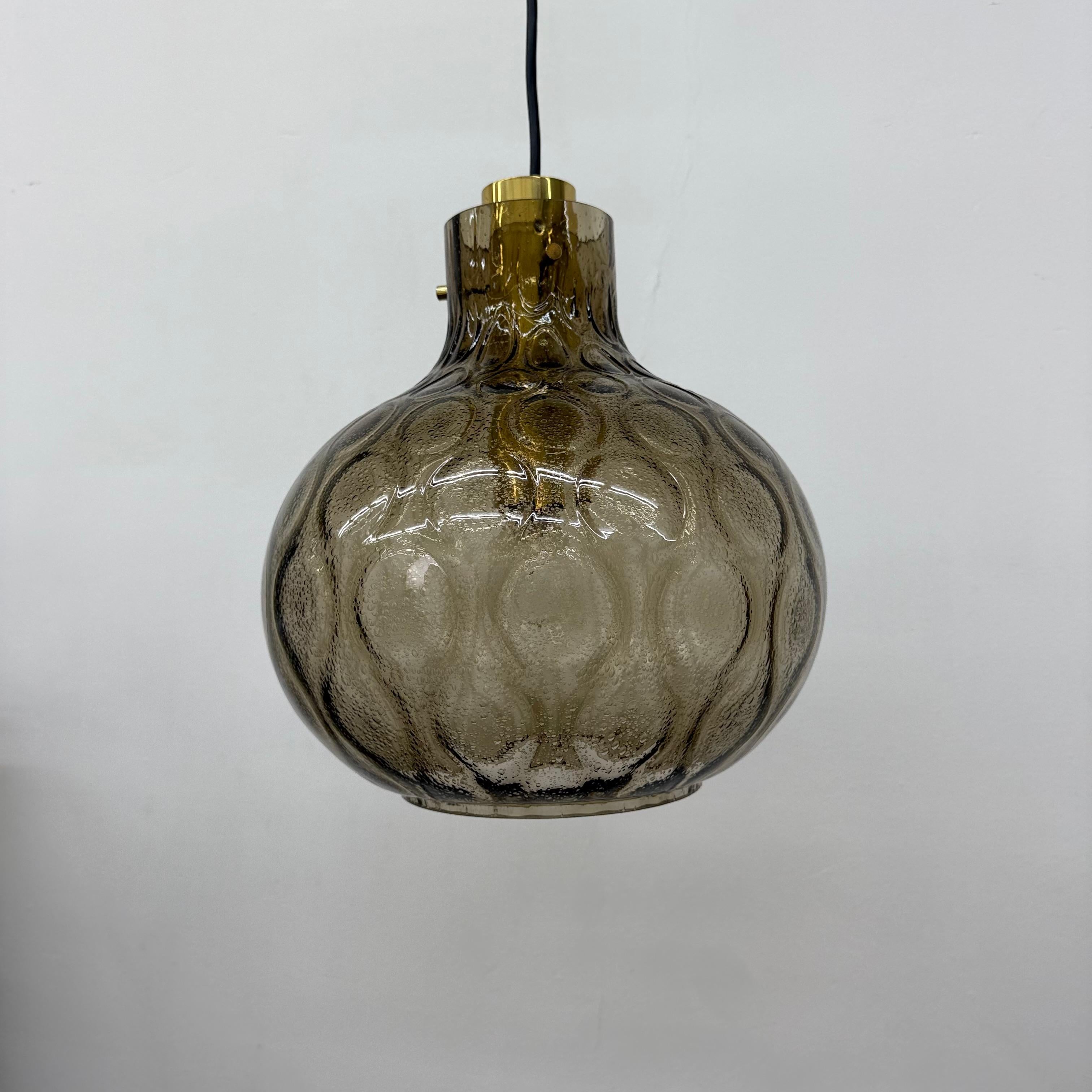 Limburg Glashütte glass hanging lamp , 1970s in vendita 9