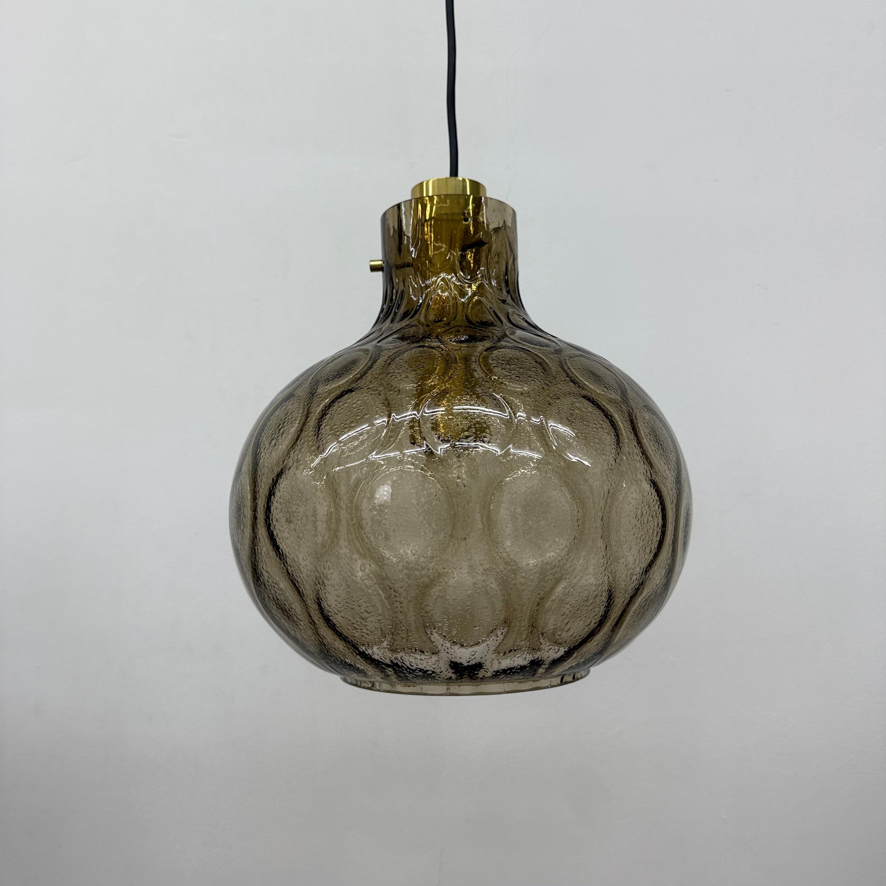 Limburg Glashütte glass hanging lamp , 1970s in vendita 10