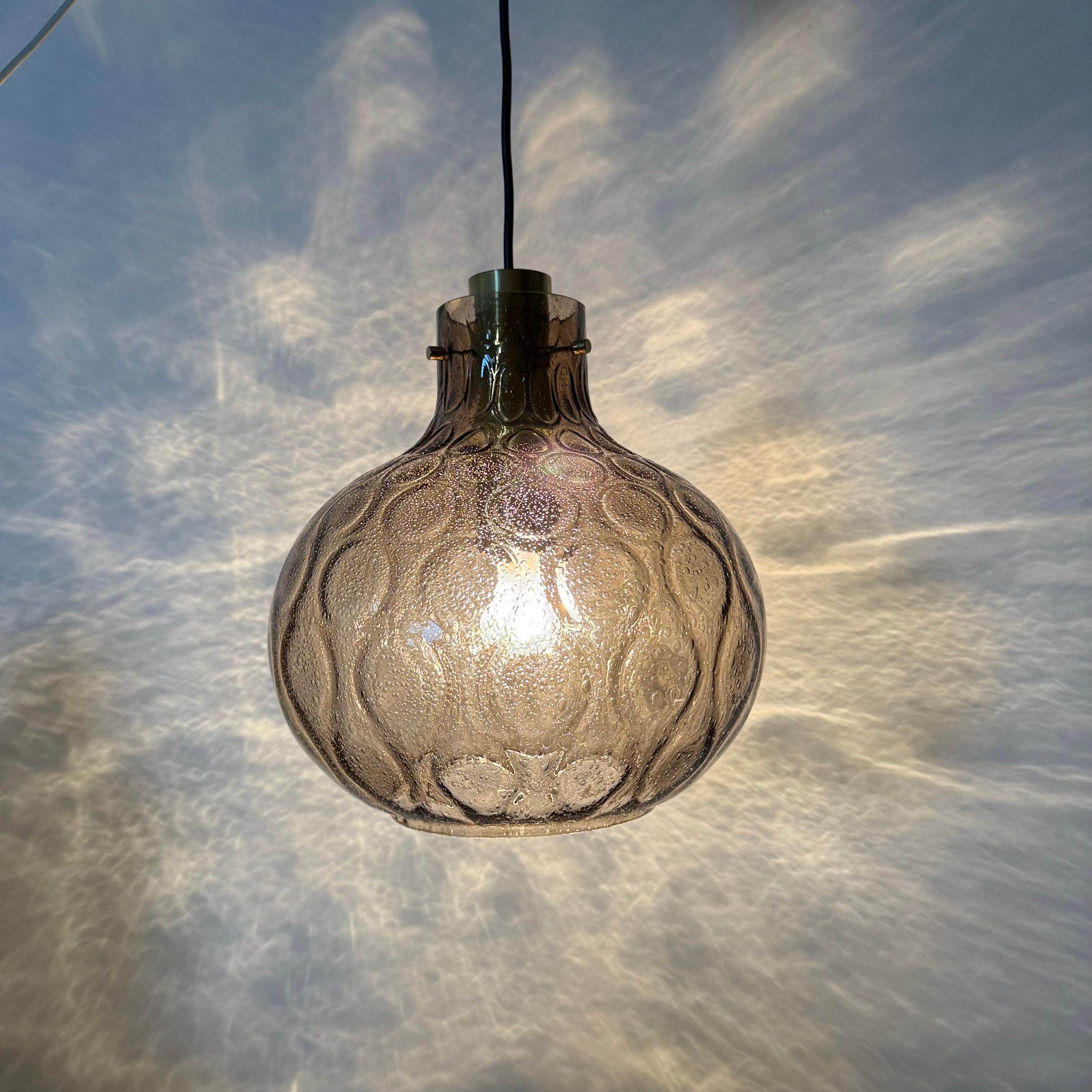 Fine XX secolo Limburg Glashütte glass hanging lamp , 1970s in vendita