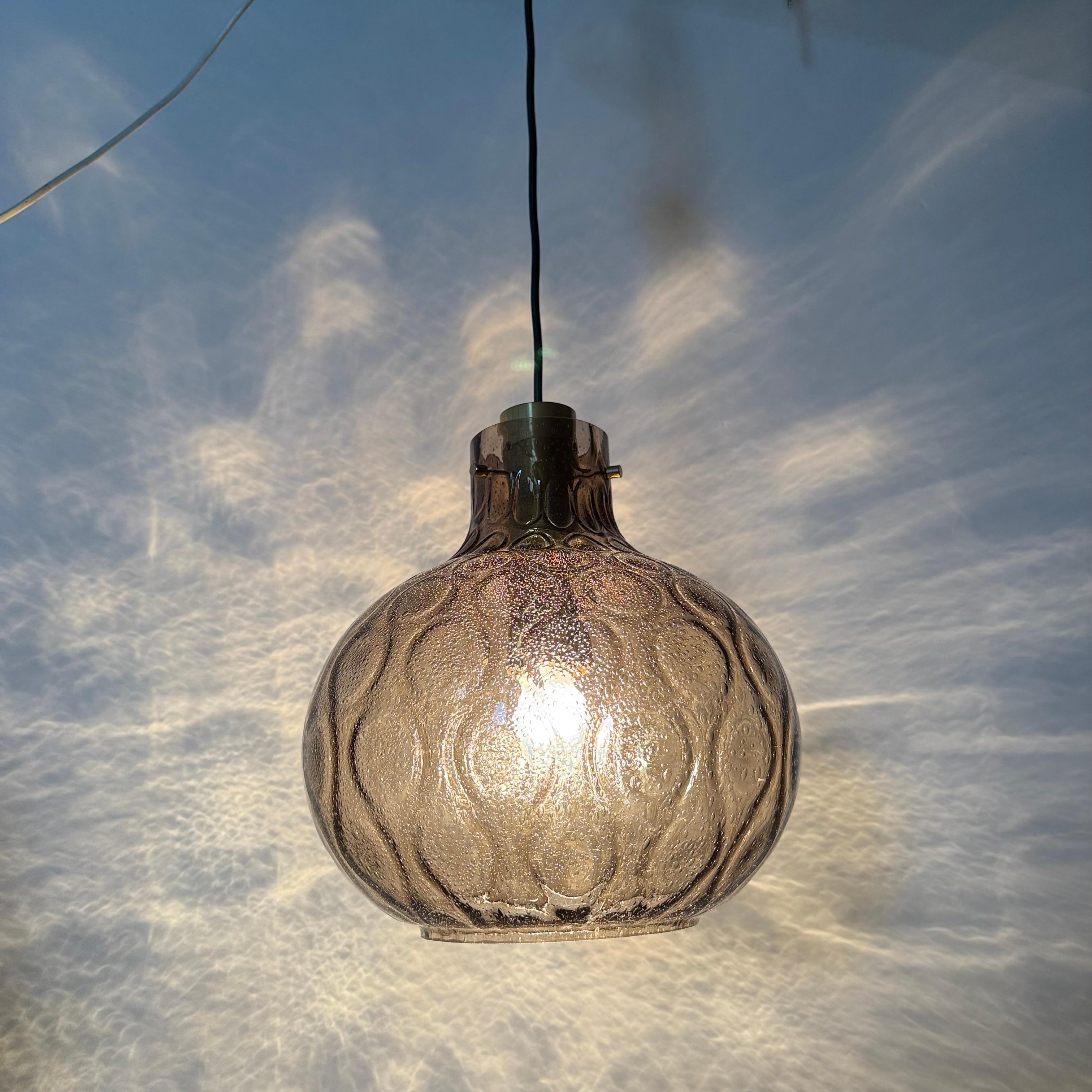 Limburg Glashütte glass hanging lamp , 1970s in vendita 1