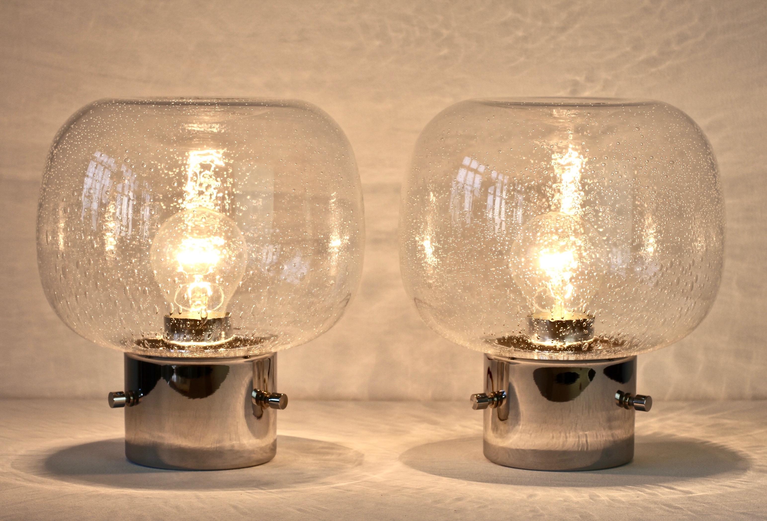 Limburg Pair of Vintage 1970s Clear Bubble Glass and Chrome Flush Mount Lights In Excellent Condition In Landau an der Isar, Bayern