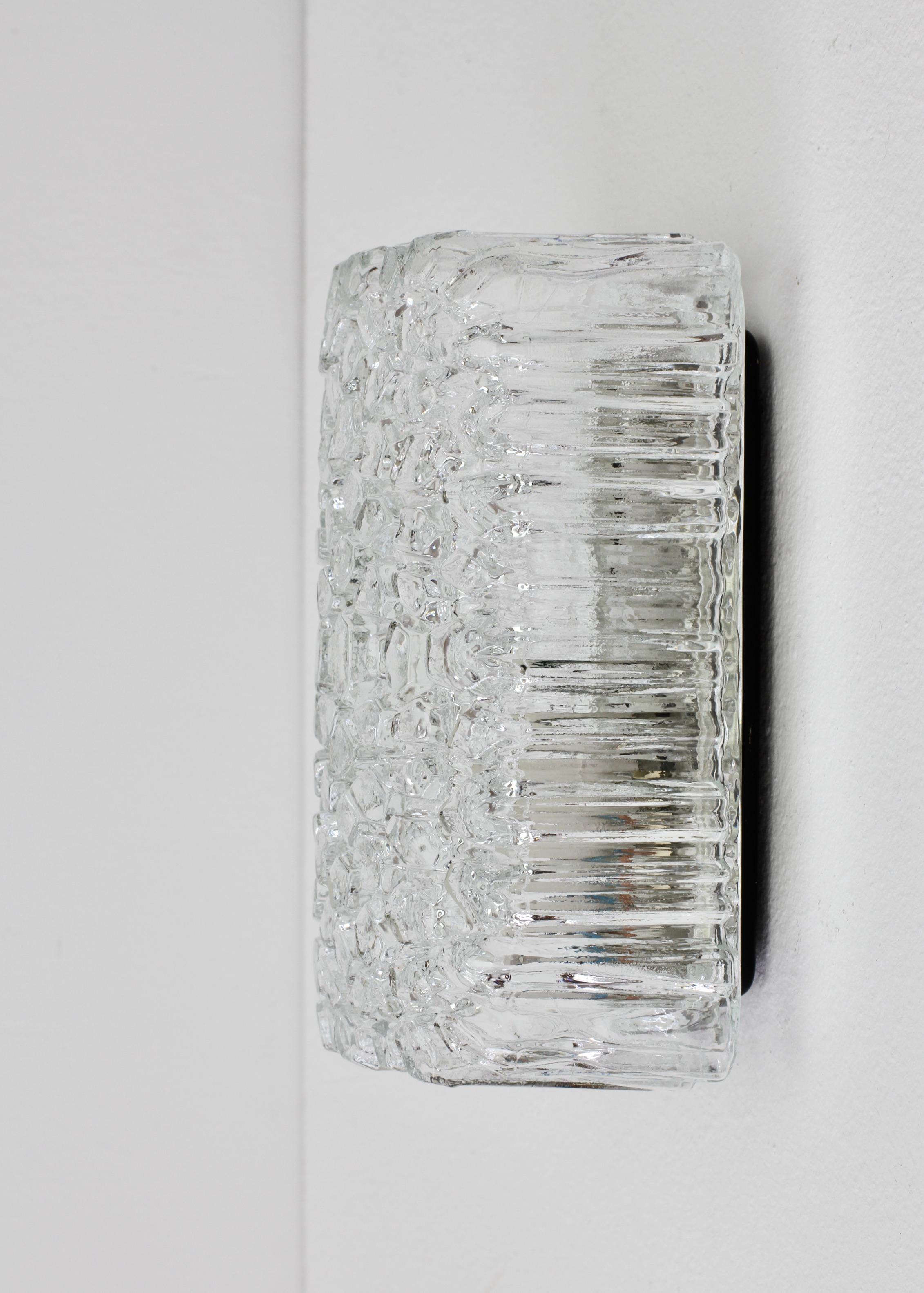 Limburg Set of 4 Vintage 'NOS' Clear Glass Wall Mounted Sconces, Germany, 1970s For Sale 1