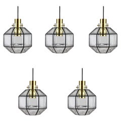 Set di cinque grandi lampade a sospensione minimaliste vintage in ferro e vetro, Limburg, anni '60