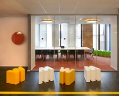 Tabouret double en U vert citron par Kazuko Okamoto