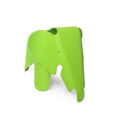 Éléphant moulé vert citron par Charles & Ray Eames