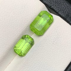 Lime Green Natural Peridot 4.61 Carat Emerald Cut Loose Gemstones for Jewelry